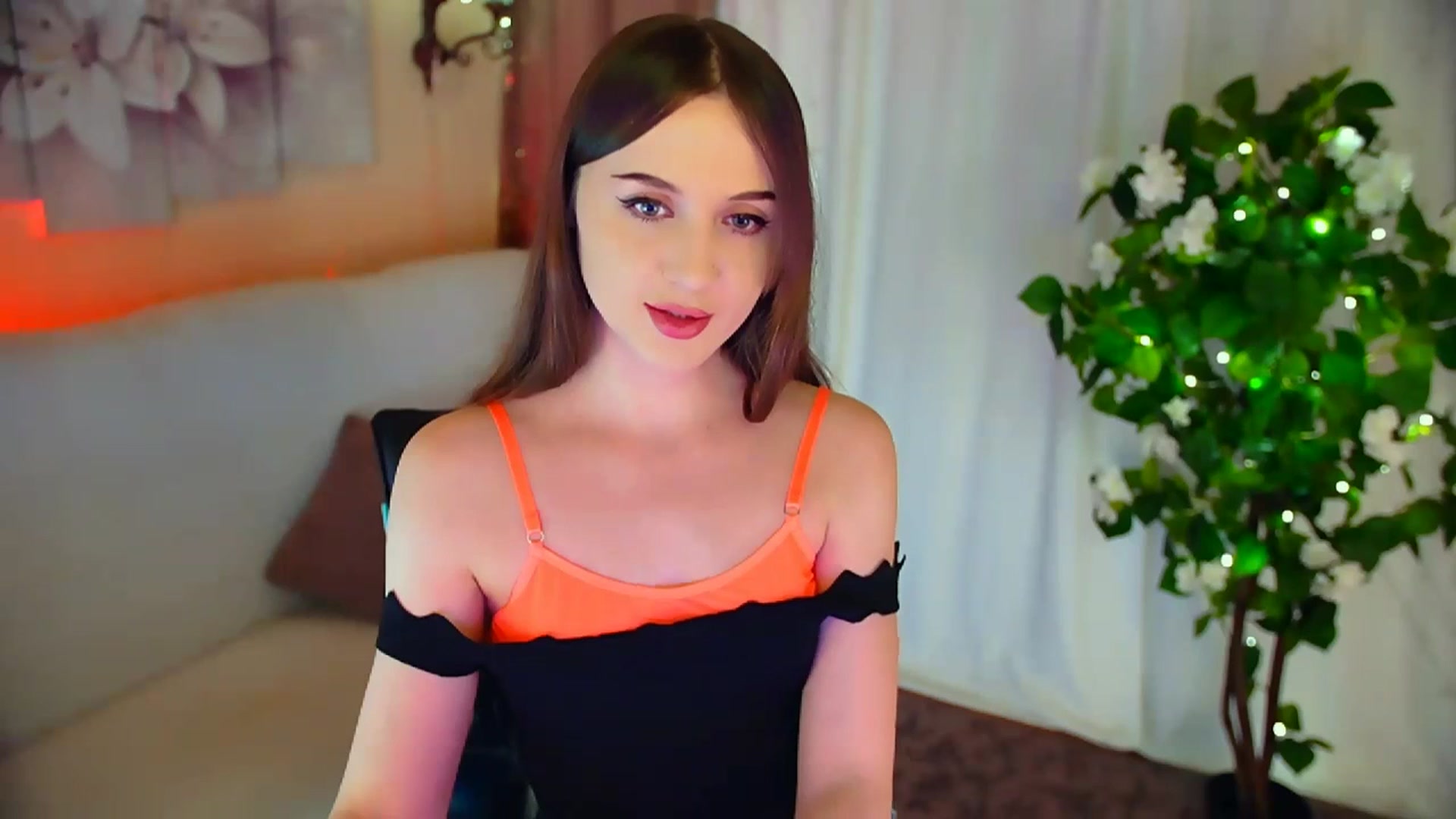 Gallery image thumbnail from Innocent_Soul's myfreecams stream on, 03/01/2024, 17:13 image 17 of 20
