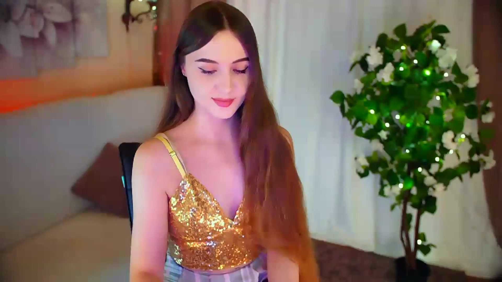 Gallery image thumbnail from Innocent_Soul's myfreecams stream on, 03/04/2024, 19:26 image 4 of 20