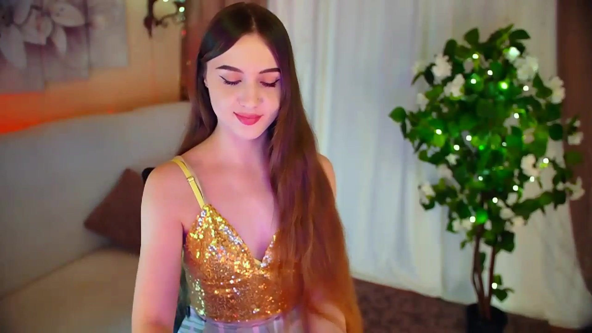Gallery image thumbnail from Innocent_Soul's myfreecams stream on, 03/04/2024, 19:26 image 10 of 20