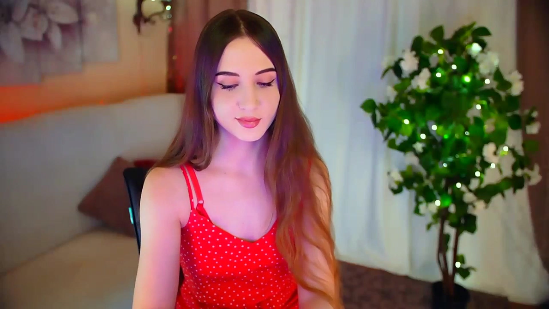 Gallery image thumbnail from Innocent_Soul's myfreecams stream on, 03/05/2024, 15:52 image 7 of 20