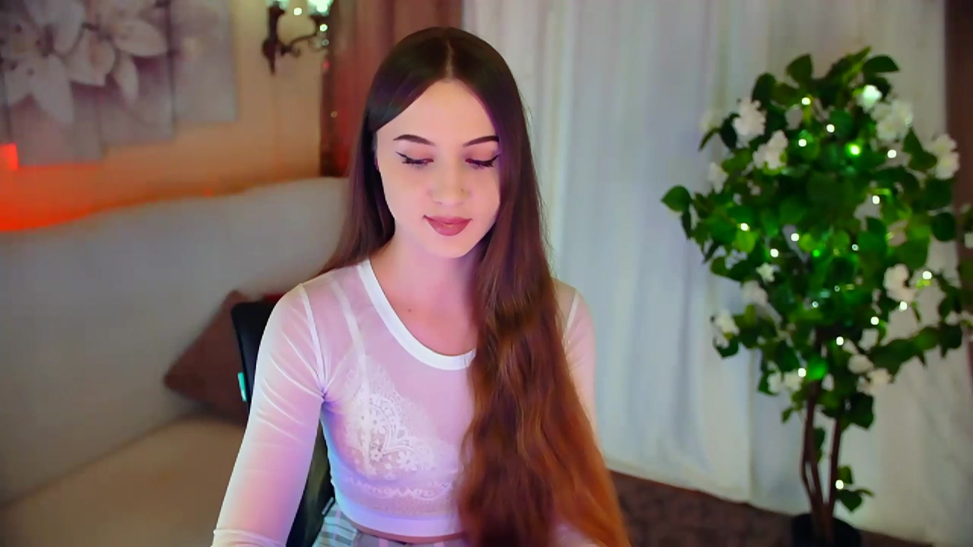 Gallery image thumbnail from Innocent_Soul's myfreecams stream on, 03/07/2024, 16:10 image 1 of 20