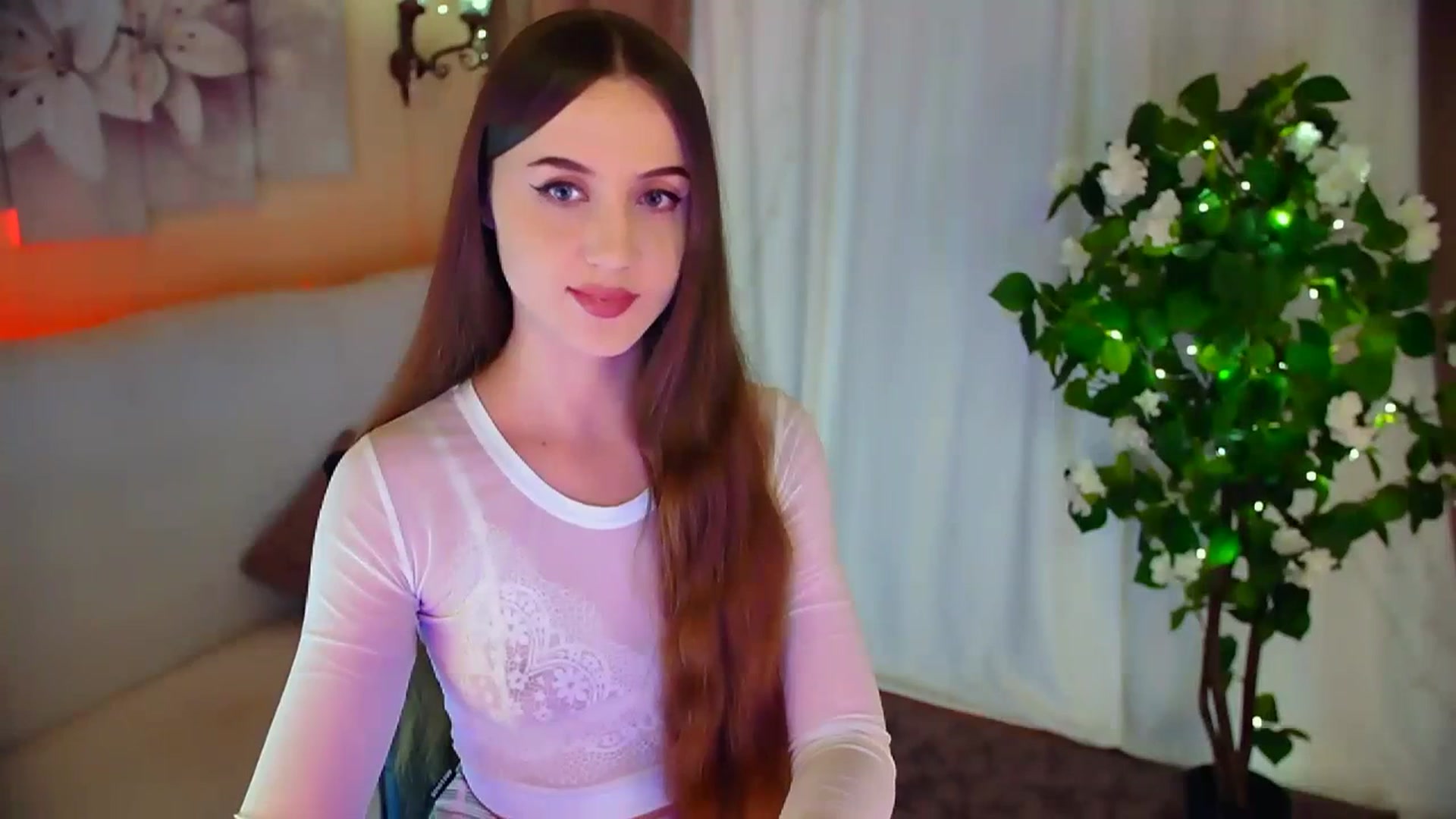 Gallery image thumbnail from Innocent_Soul's myfreecams stream on, 03/07/2024, 16:28 image 7 of 20