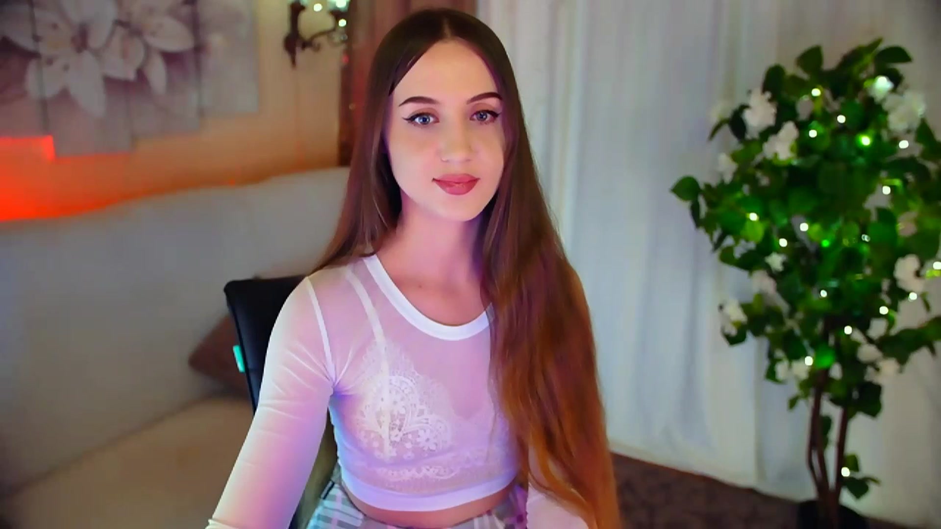 Gallery image thumbnail from Innocent_Soul's myfreecams stream on, 03/07/2024, 18:54 image 17 of 20