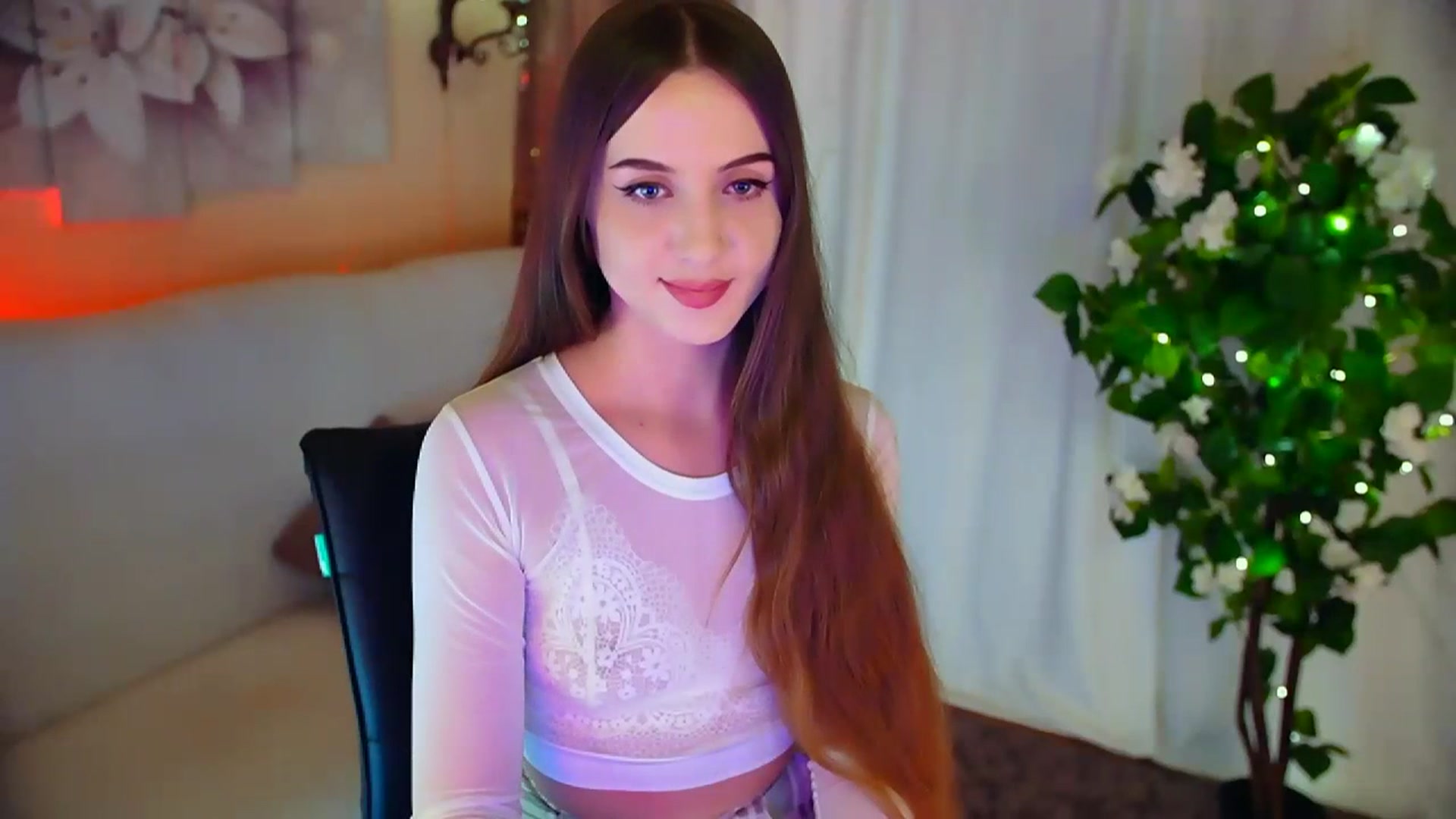 Gallery image thumbnail from Innocent_Soul's myfreecams stream on, 03/07/2024, 20:27 image 7 of 20