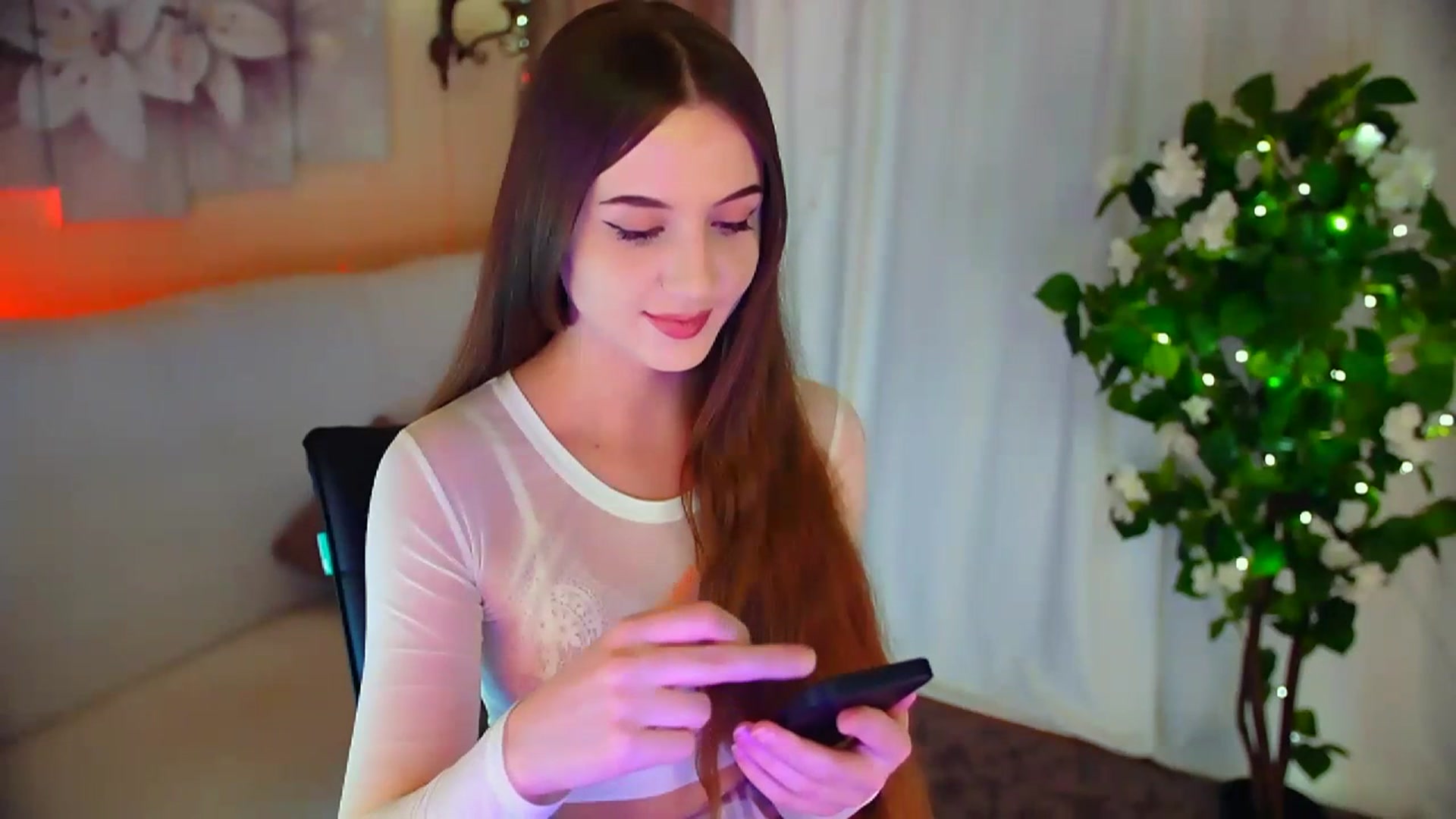 Gallery image thumbnail from Innocent_Soul's myfreecams stream on, 03/07/2024, 20:27 image 8 of 20