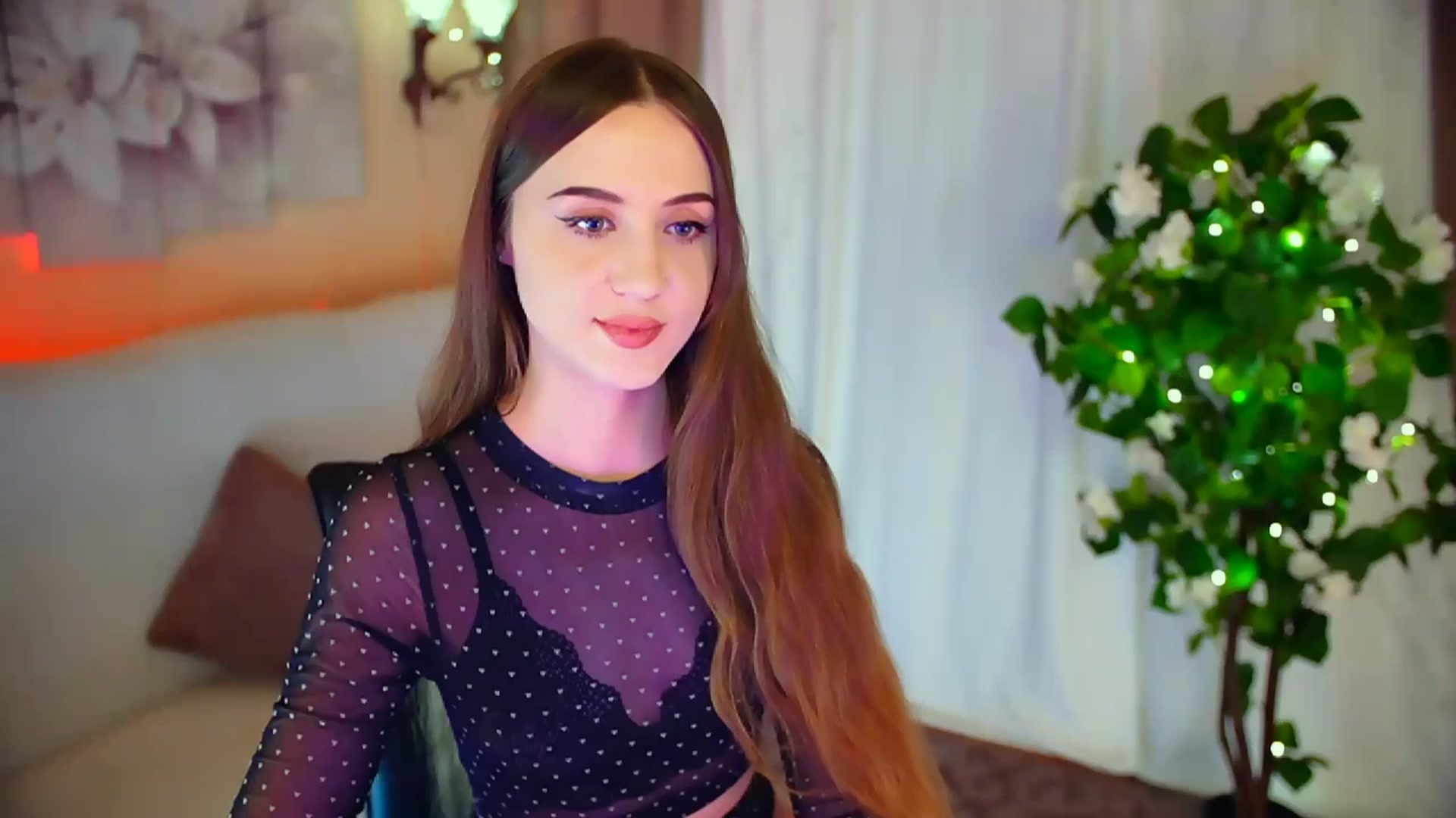 Gallery image thumbnail from Innocent_Soul's myfreecams stream on, 03/10/2024, 20:08 image 7 of 20