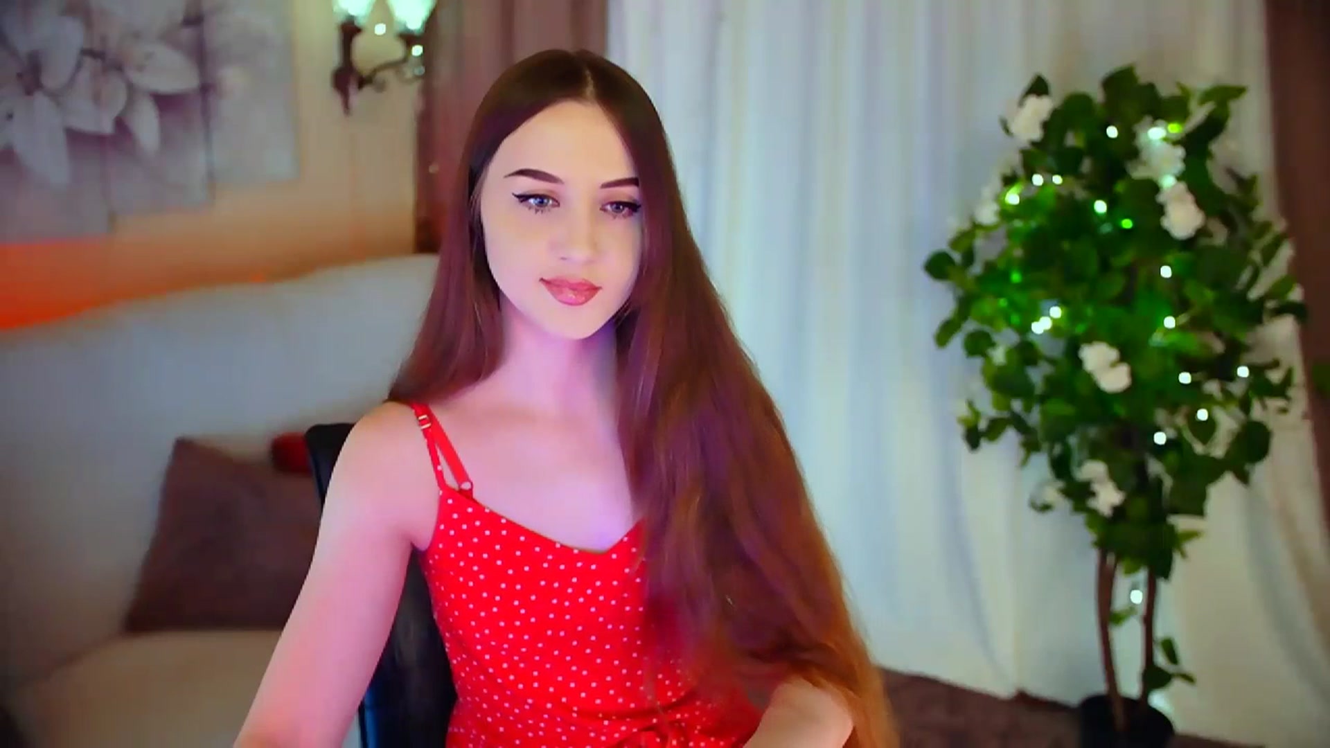 Gallery image thumbnail from Innocent_Soul's myfreecams stream on, 03/22/2024, 16:29 image 6 of 20