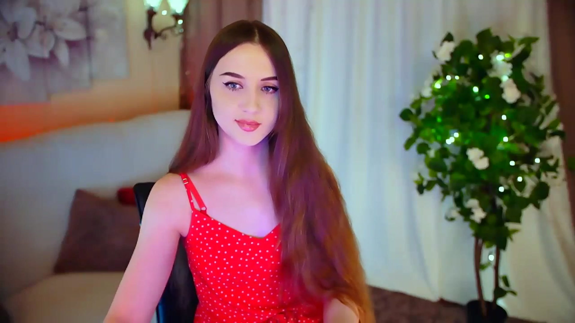 Gallery image thumbnail from Innocent_Soul's myfreecams stream on, 03/22/2024, 16:29 image 8 of 20