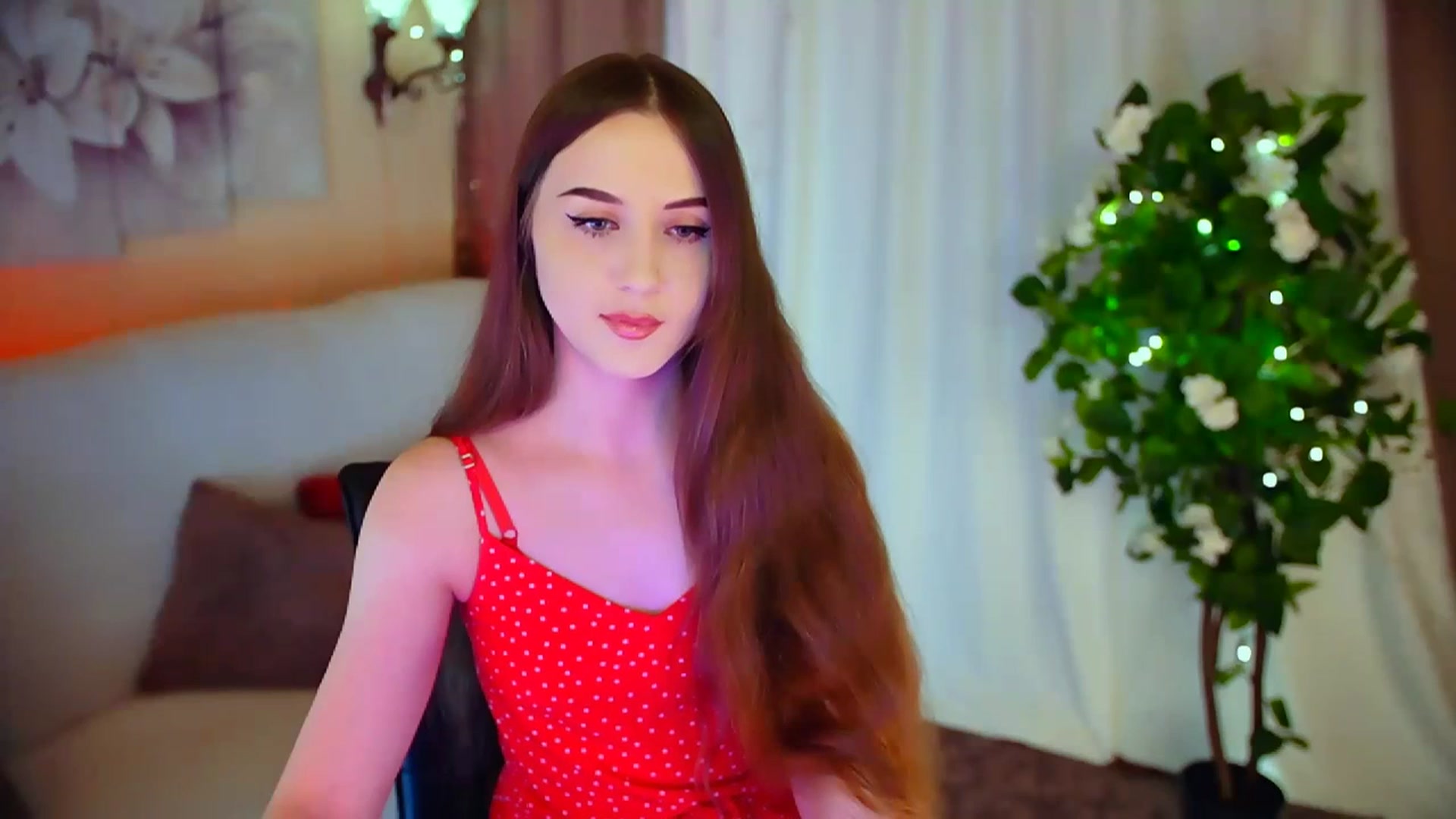 Gallery image thumbnail from Innocent_Soul's myfreecams stream on, 03/22/2024, 16:29 image 3 of 20