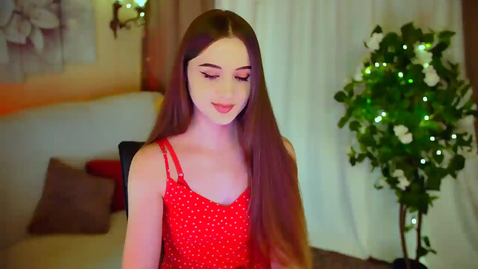 Gallery image thumbnail from Innocent_Soul's myfreecams stream on, 03/29/2024, 16:58 image 20 of 20