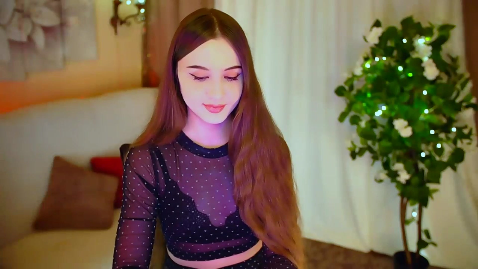 Gallery image thumbnail from Innocent_Soul's myfreecams stream on, 03/30/2024, 20:33 image 13 of 20