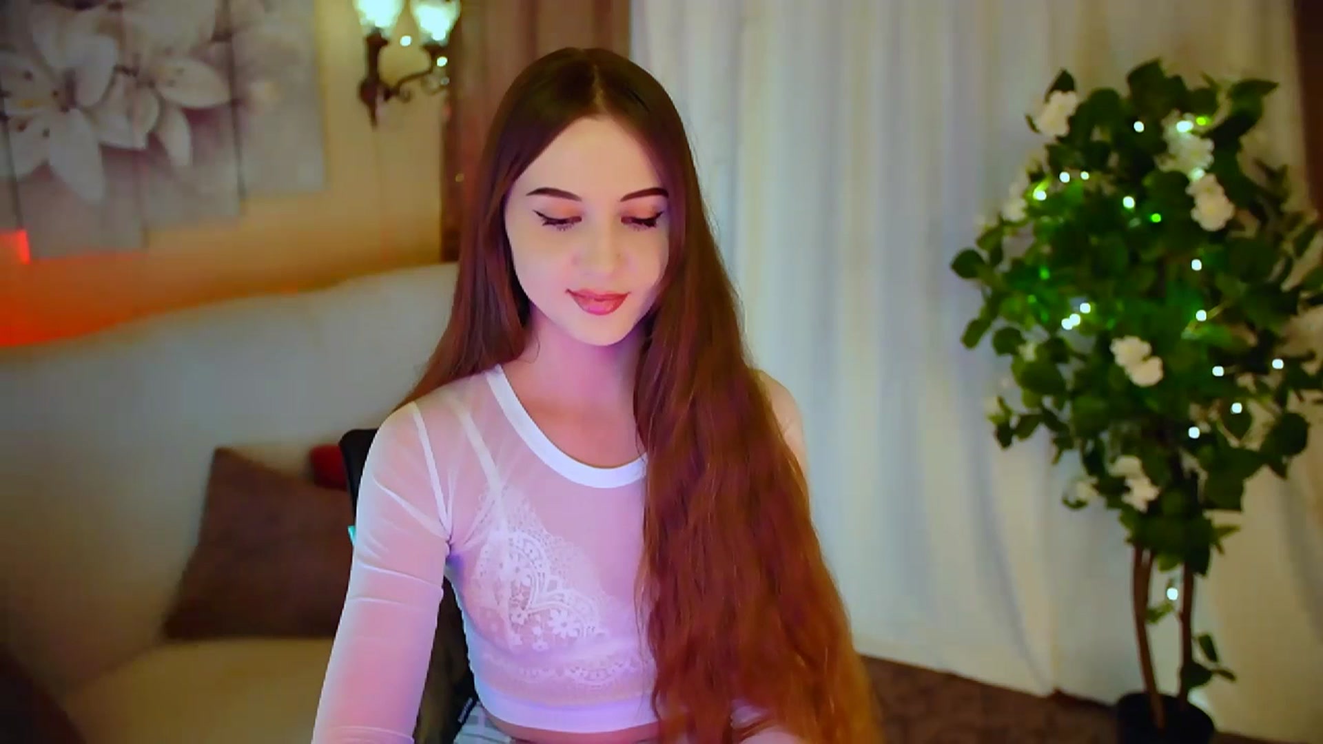 Gallery image thumbnail from Innocent_Soul's myfreecams stream on, 03/31/2024, 18:38 image 17 of 20