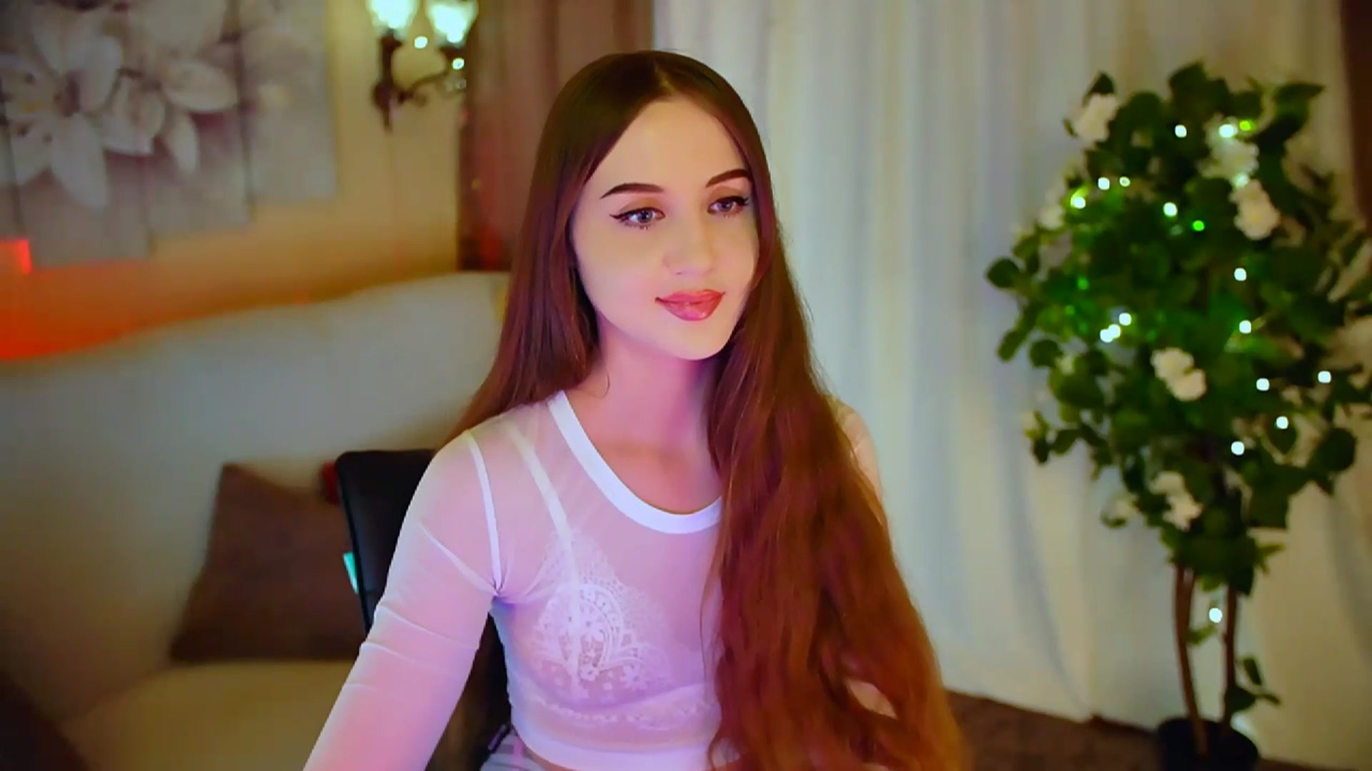 Gallery image thumbnail from Innocent_Soul's myfreecams stream on, 03/31/2024, 18:38 image 14 of 20