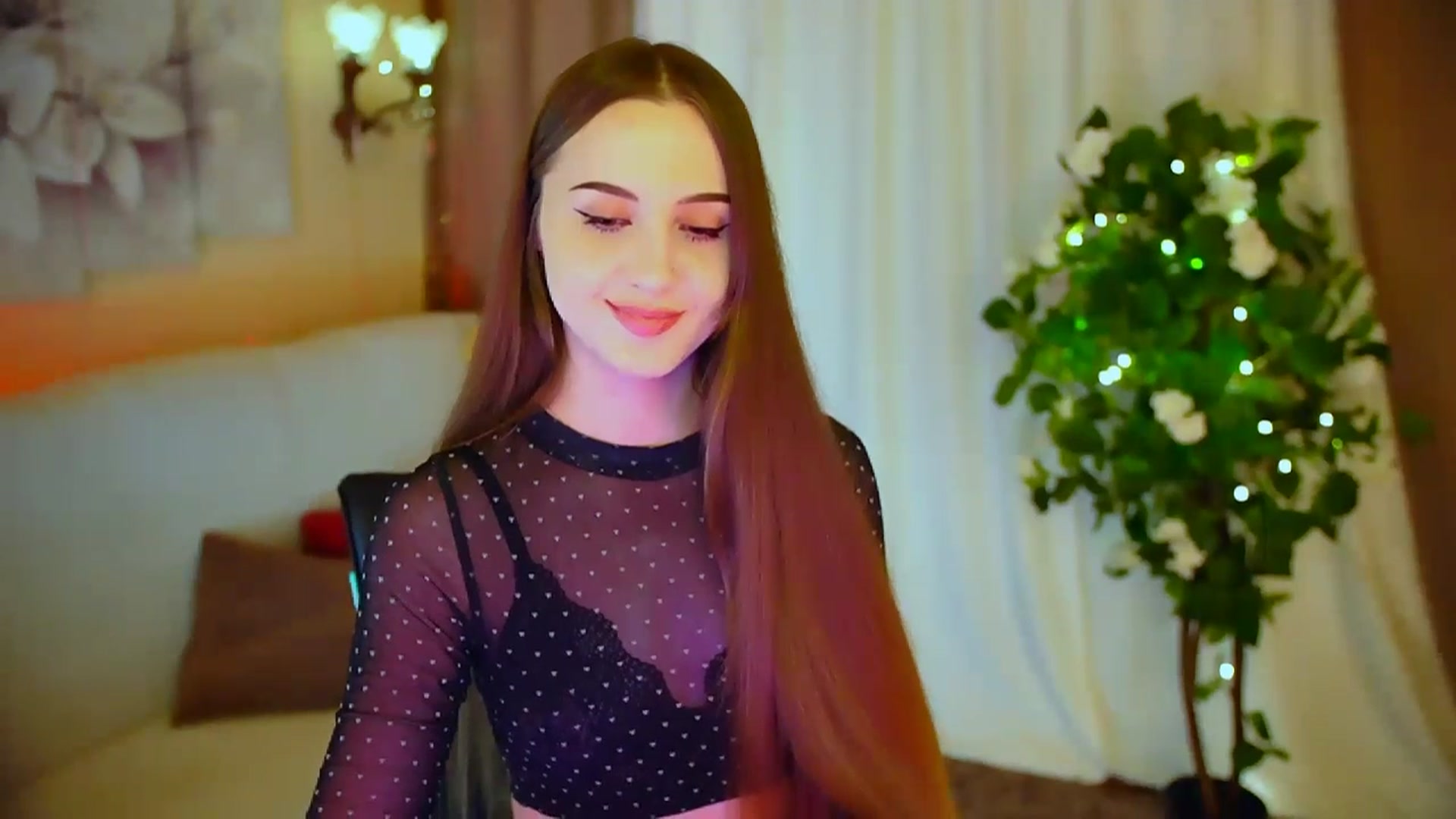 Gallery image thumbnail from Innocent_Soul's myfreecams stream on, 04/15/2024, 19:25 image 19 of 20