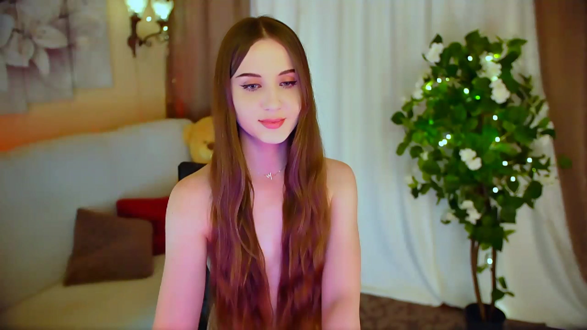 Gallery image thumbnail from Innocent_Soul's myfreecams stream on, 04/16/2024, 16:37 image 16 of 20