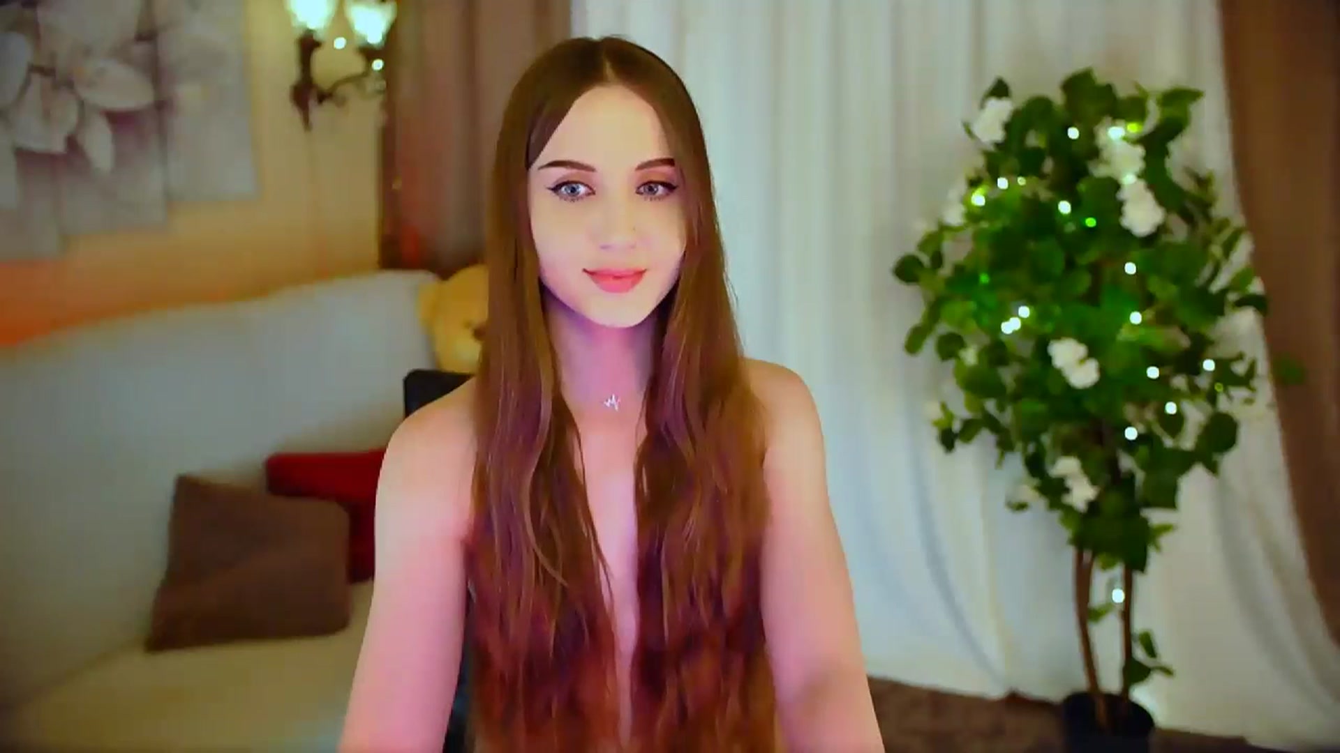 Gallery image thumbnail from Innocent_Soul's myfreecams stream on, 04/16/2024, 16:37 image 13 of 20
