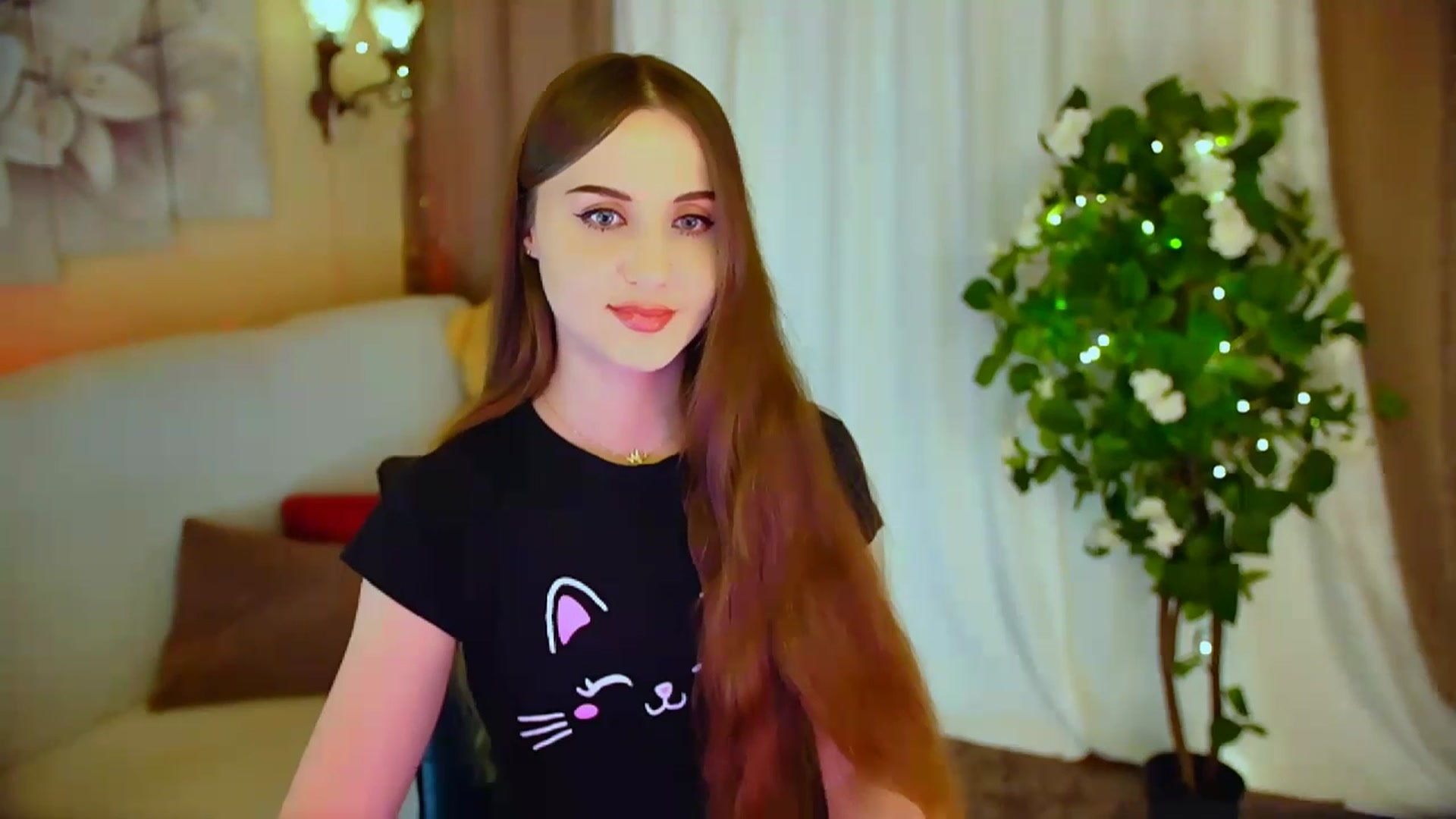 Gallery image thumbnail from Innocent_Soul's myfreecams stream on, 04/16/2024, 17:41 image 8 of 20