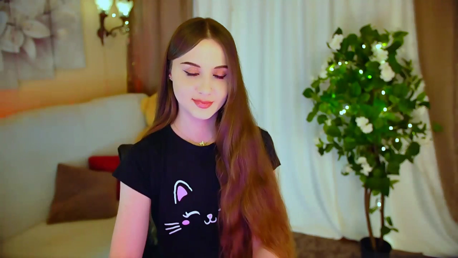Gallery image thumbnail from Innocent_Soul's myfreecams stream on, 04/16/2024, 17:41 image 11 of 20