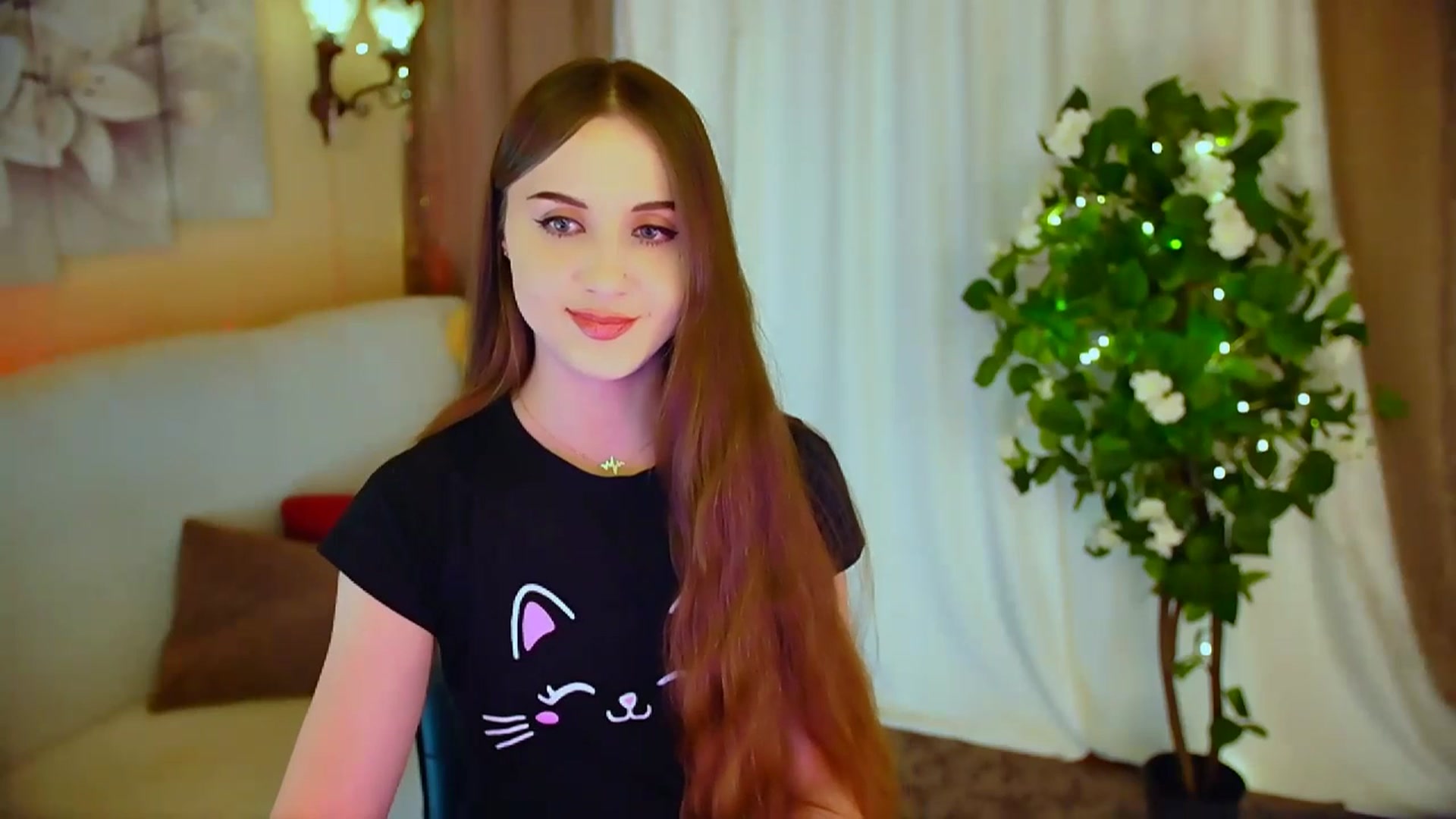 Gallery image thumbnail from Innocent_Soul's myfreecams stream on, 04/16/2024, 17:41 image 2 of 20