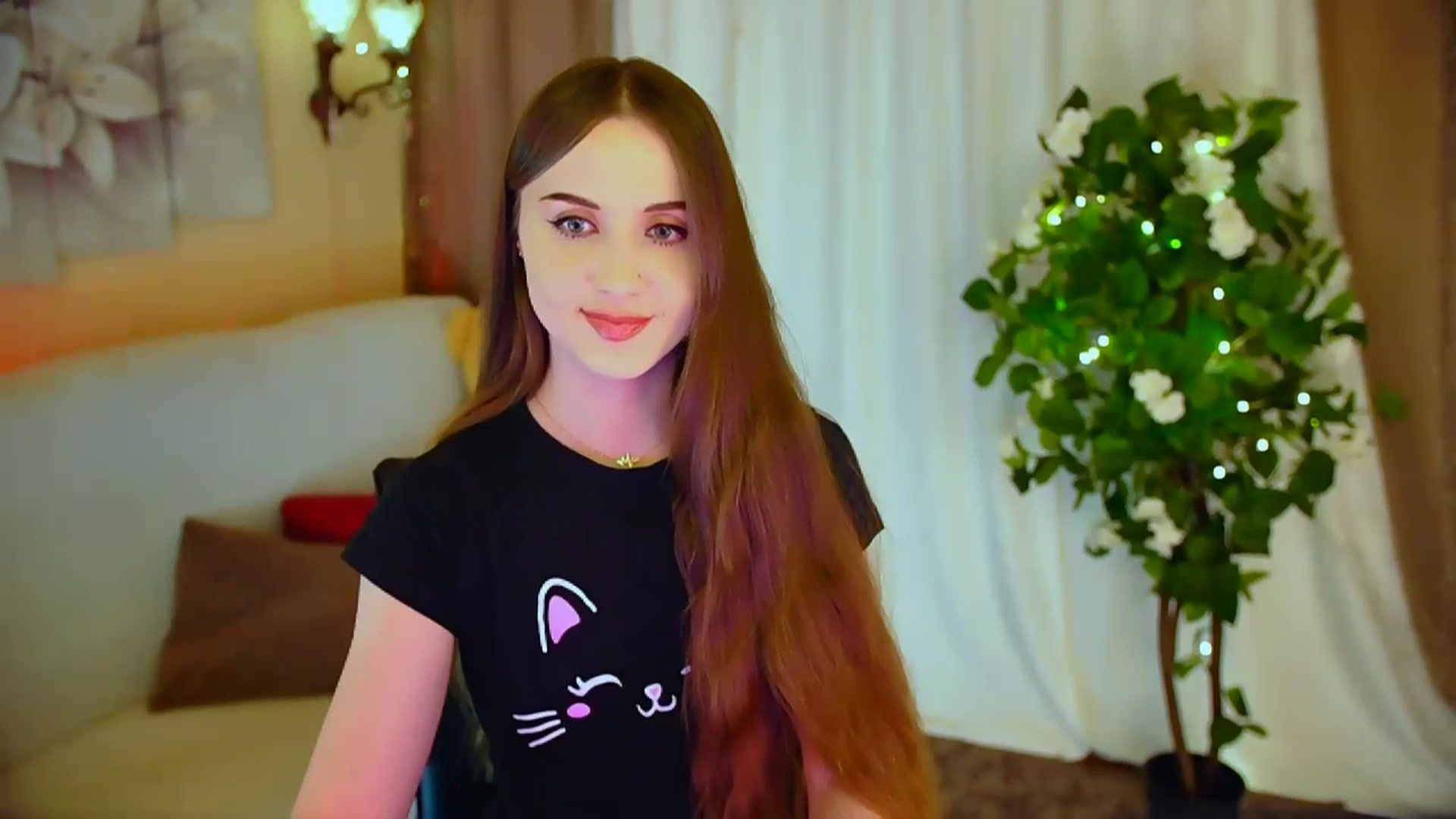 Gallery image thumbnail from Innocent_Soul's myfreecams stream on, 04/16/2024, 17:41 image 9 of 20