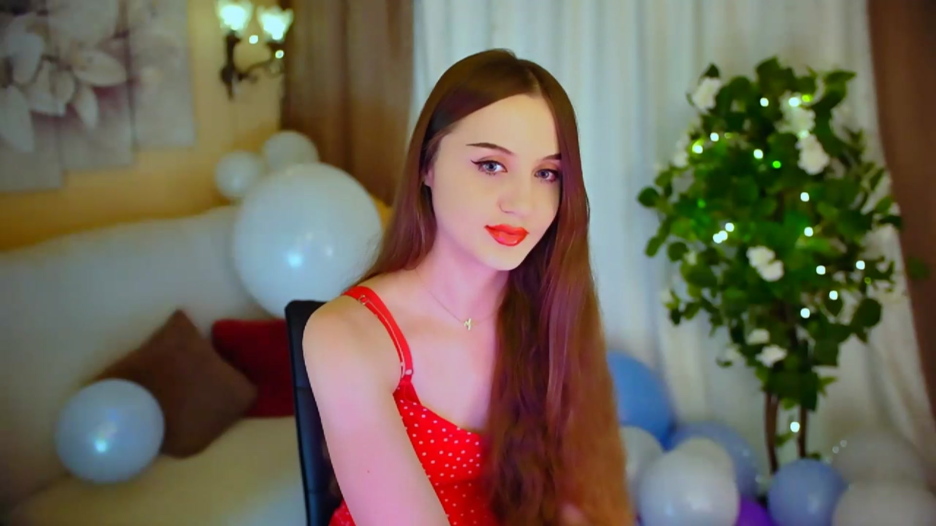 Gallery image thumbnail from Innocent_Soul's myfreecams stream on, 04/25/2024, 14:18 image 7 of 20