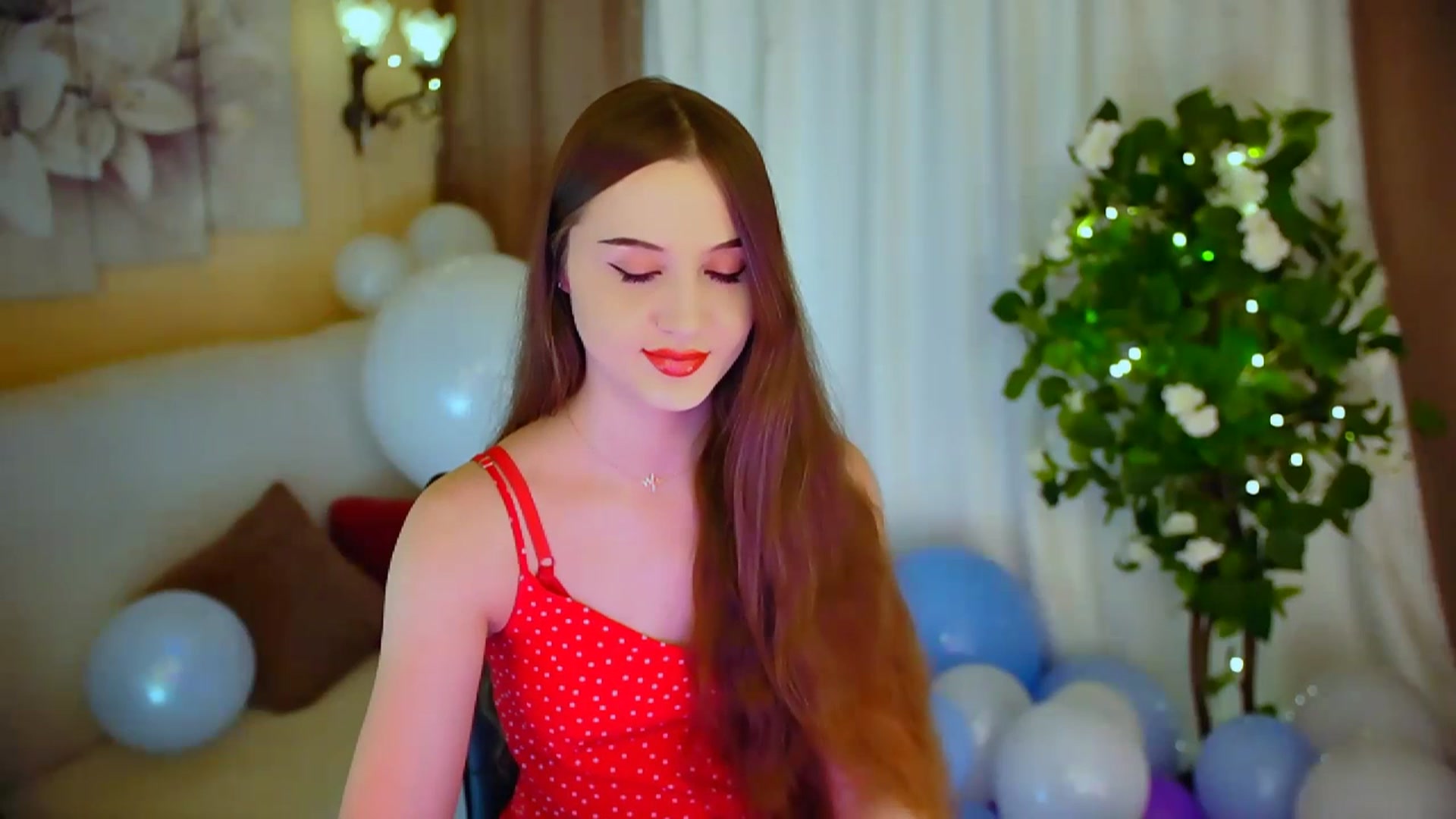 Gallery image thumbnail from Innocent_Soul's myfreecams stream on, 04/25/2024, 14:18 image 13 of 20