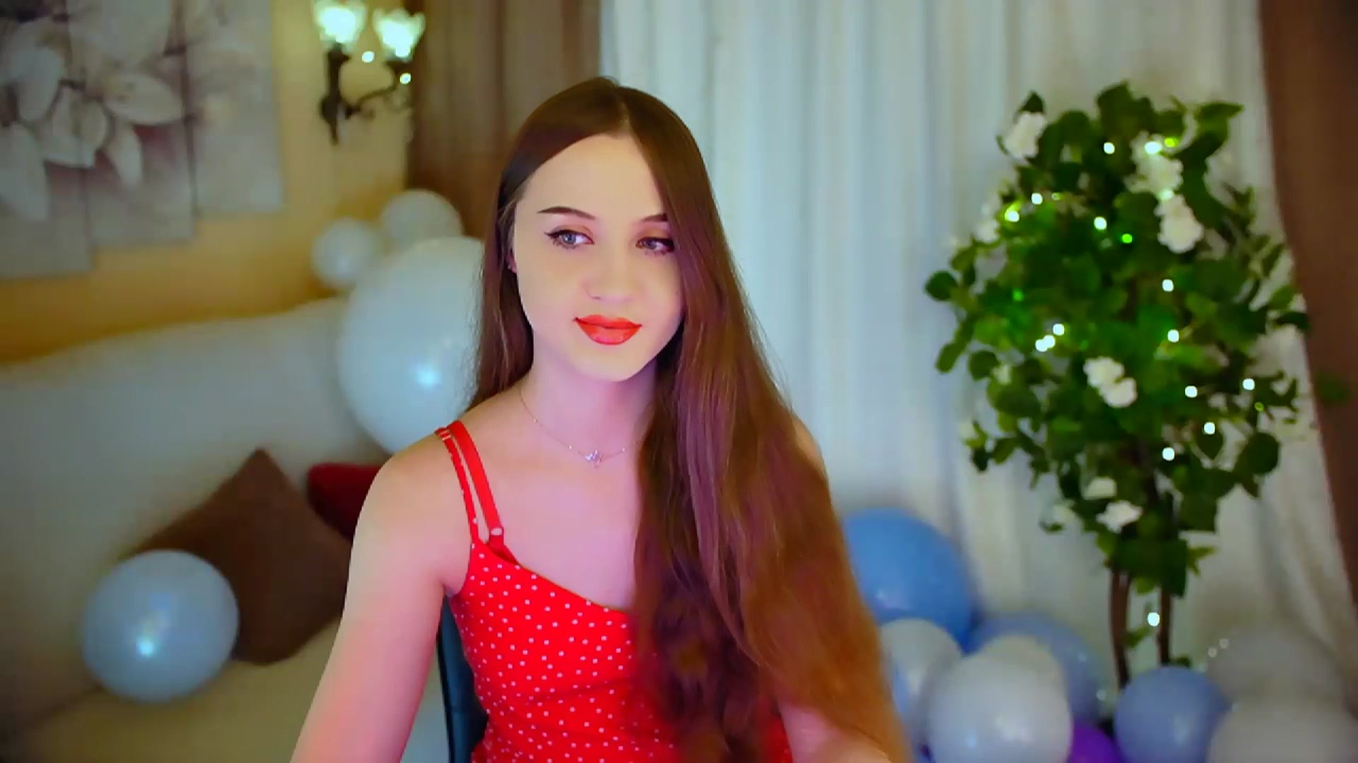 Gallery image thumbnail from Innocent_Soul's myfreecams stream on, 04/25/2024, 14:18 image 1 of 20