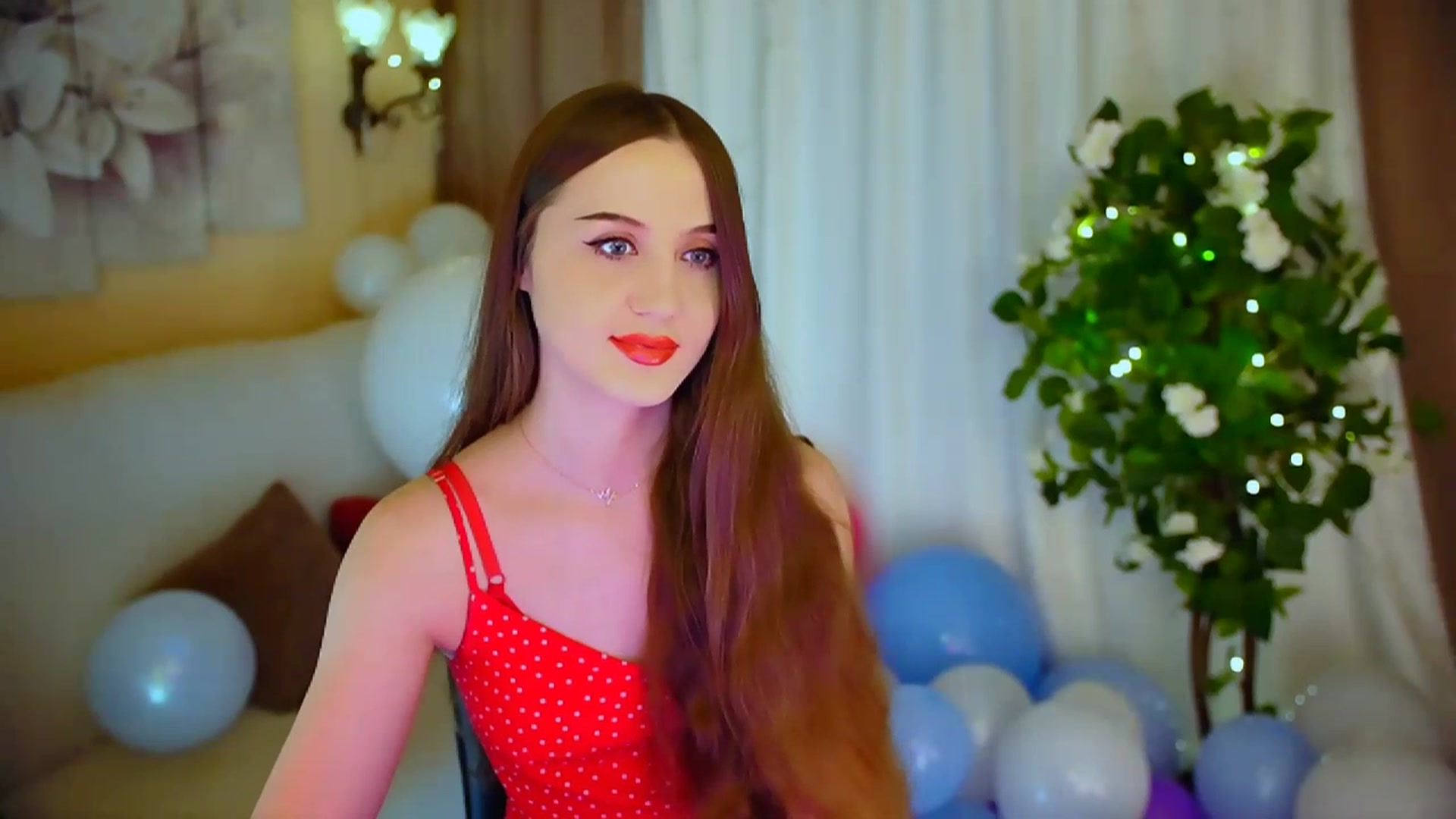 Gallery image thumbnail from Innocent_Soul's myfreecams stream on, 04/25/2024, 14:32 image 17 of 20
