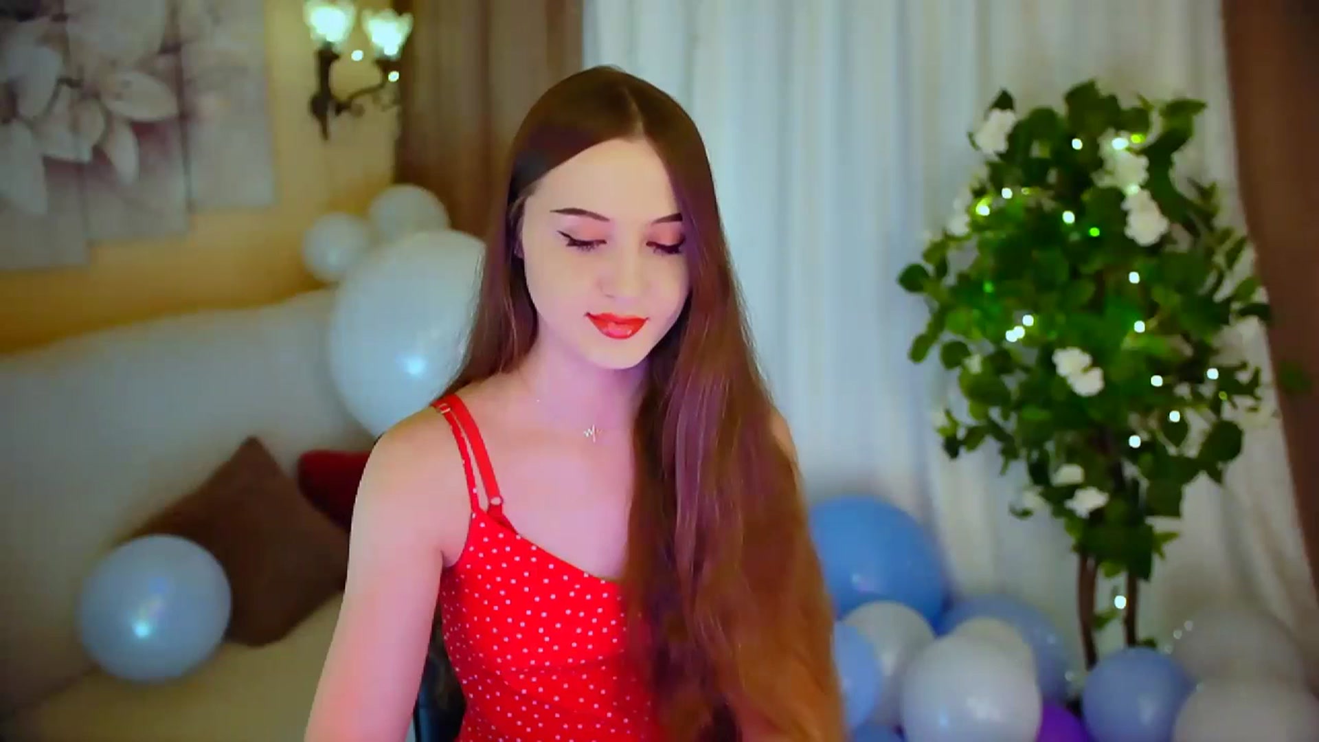 Gallery image thumbnail from Innocent_Soul's myfreecams stream on, 04/25/2024, 14:32 image 13 of 20
