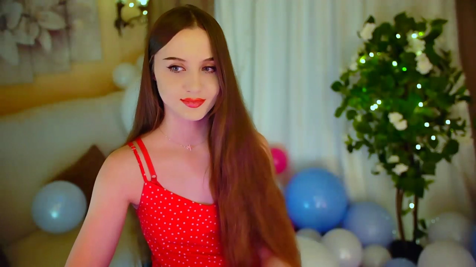 Gallery image thumbnail from Innocent_Soul's myfreecams stream on, 04/25/2024, 18:06 image 6 of 20