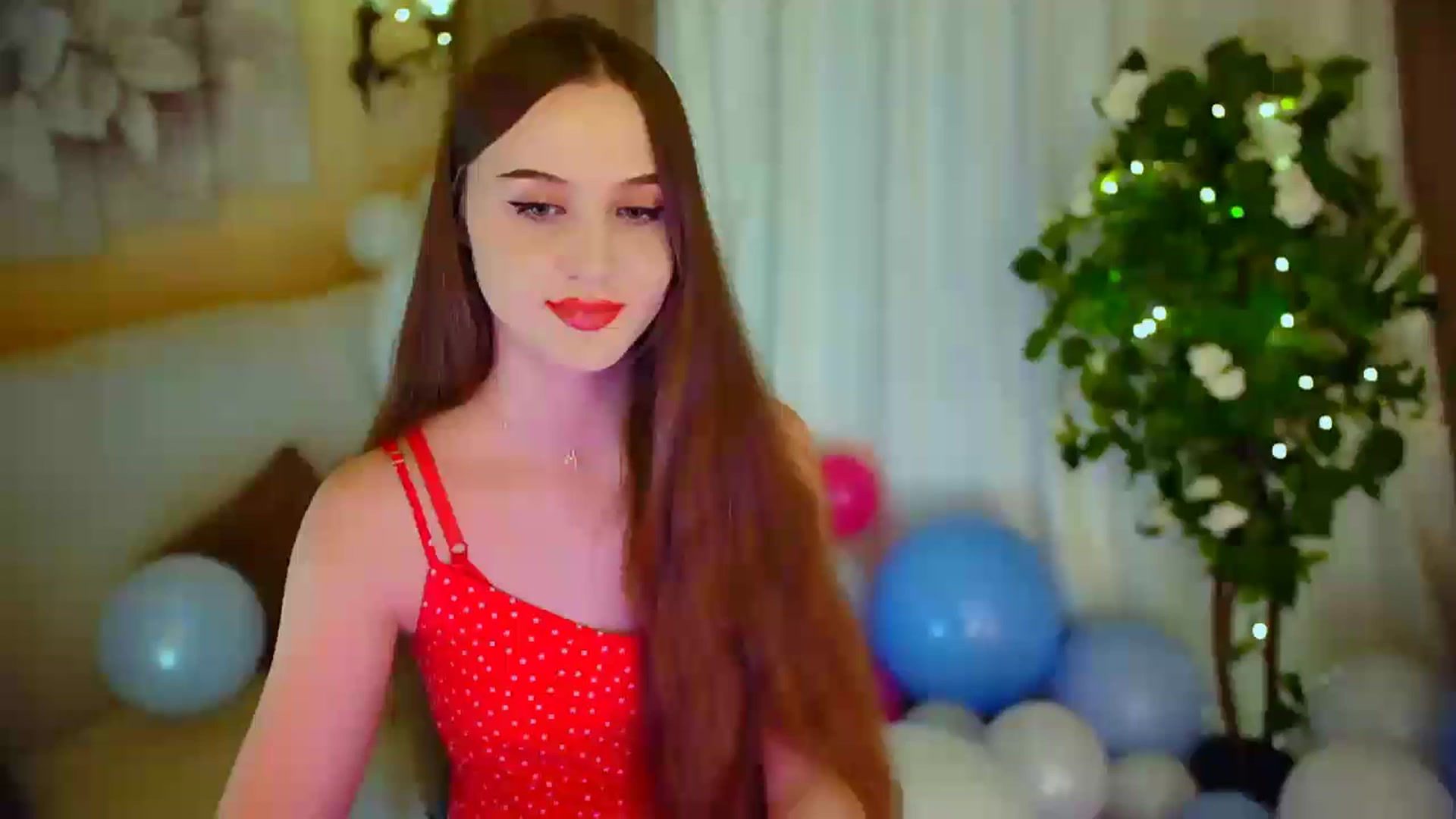 Gallery image thumbnail from Innocent_Soul's myfreecams stream on, 04/25/2024, 18:06 image 14 of 20