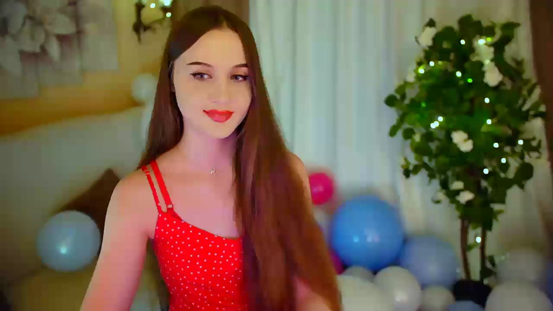 Gallery image thumbnail from Innocent_Soul's myfreecams stream on, 04/25/2024, 18:06 image 12 of 20