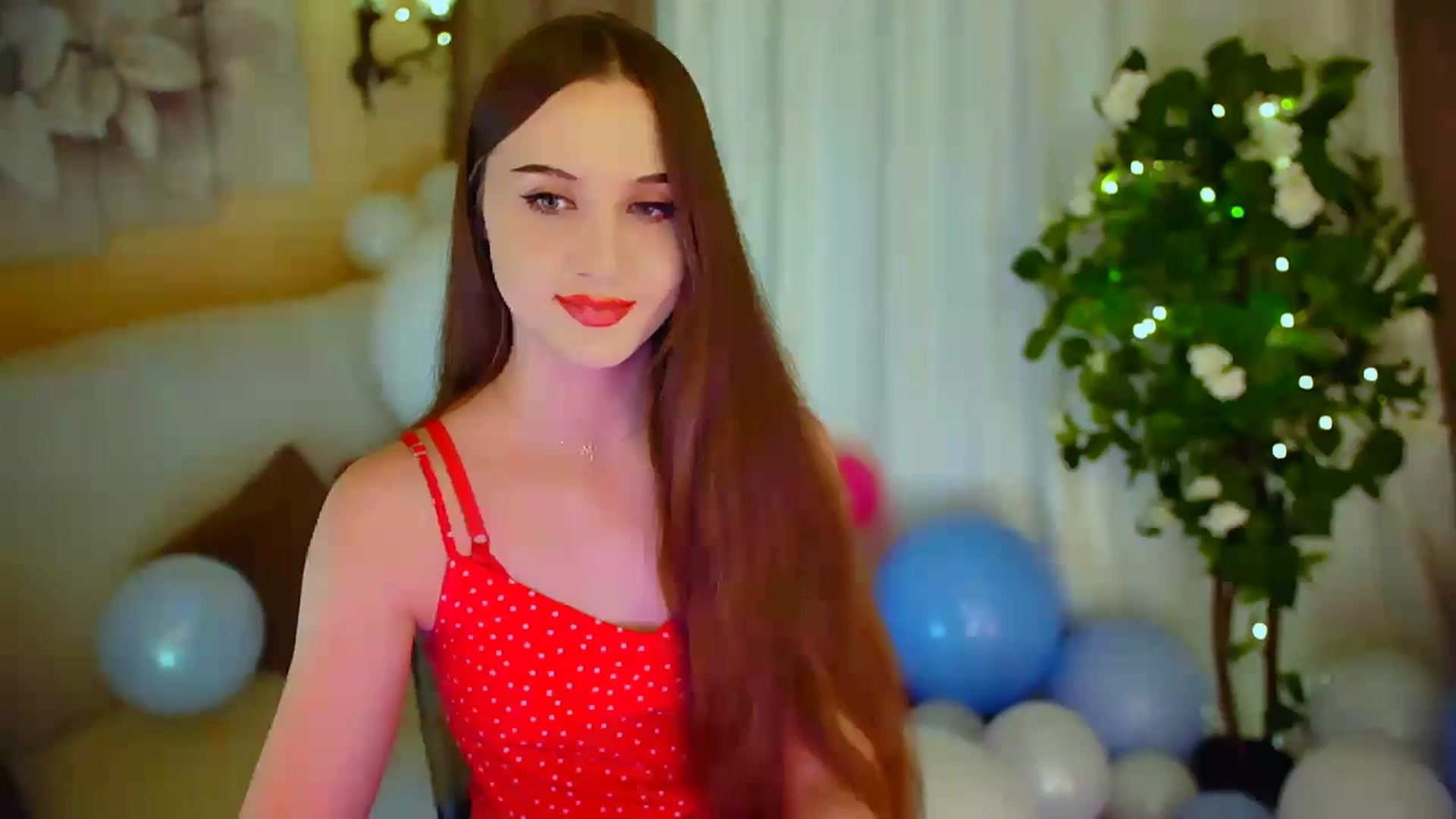 Gallery image thumbnail from Innocent_Soul's myfreecams stream on, 04/25/2024, 18:06 image 3 of 20