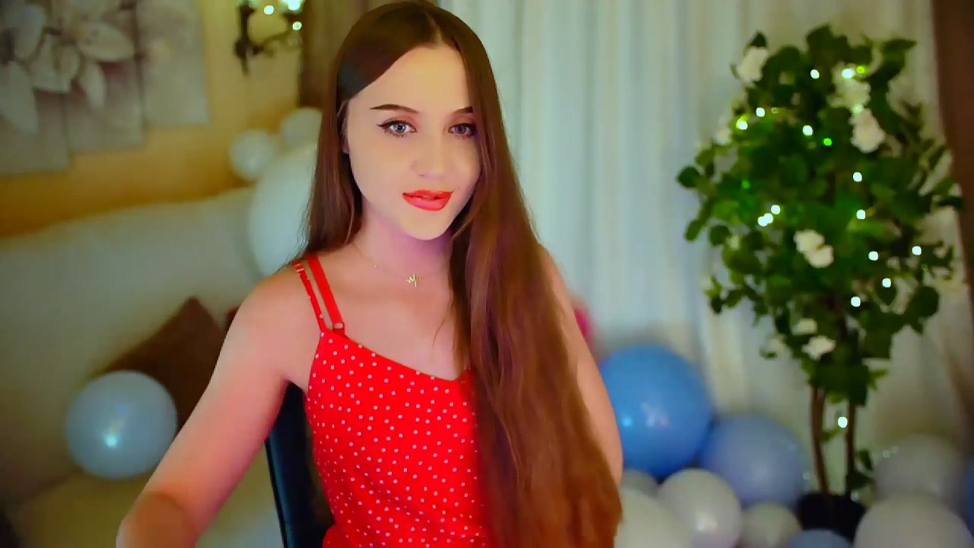 Gallery image thumbnail from Innocent_Soul's myfreecams stream on, 04/25/2024, 18:06 image 7 of 20