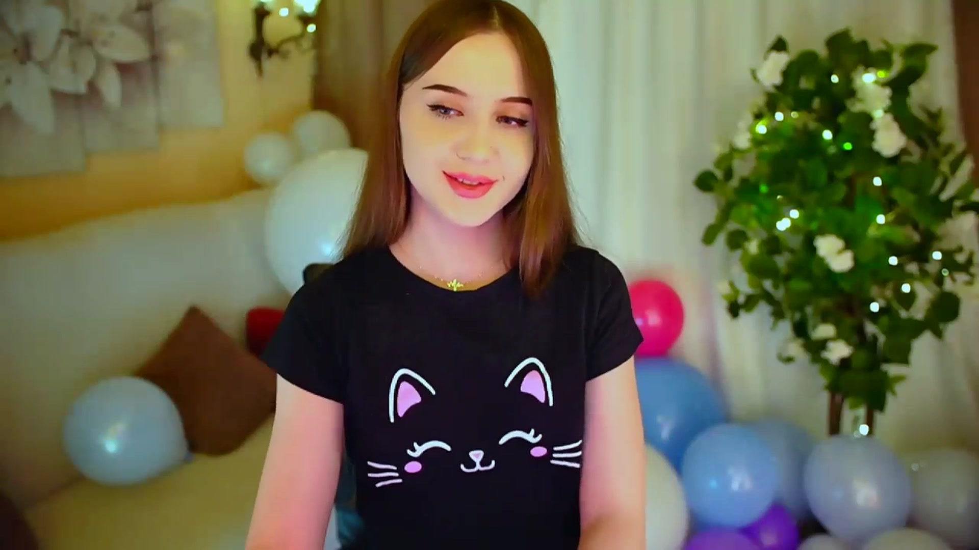 Gallery image thumbnail from Innocent_Soul's myfreecams stream on, 04/28/2024, 17:22 image 18 of 20