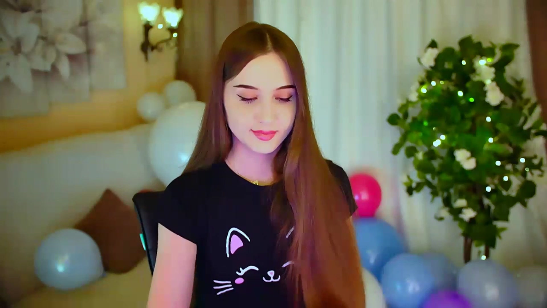 Gallery image thumbnail from Innocent_Soul's myfreecams stream on, 04/28/2024, 17:22 image 13 of 20