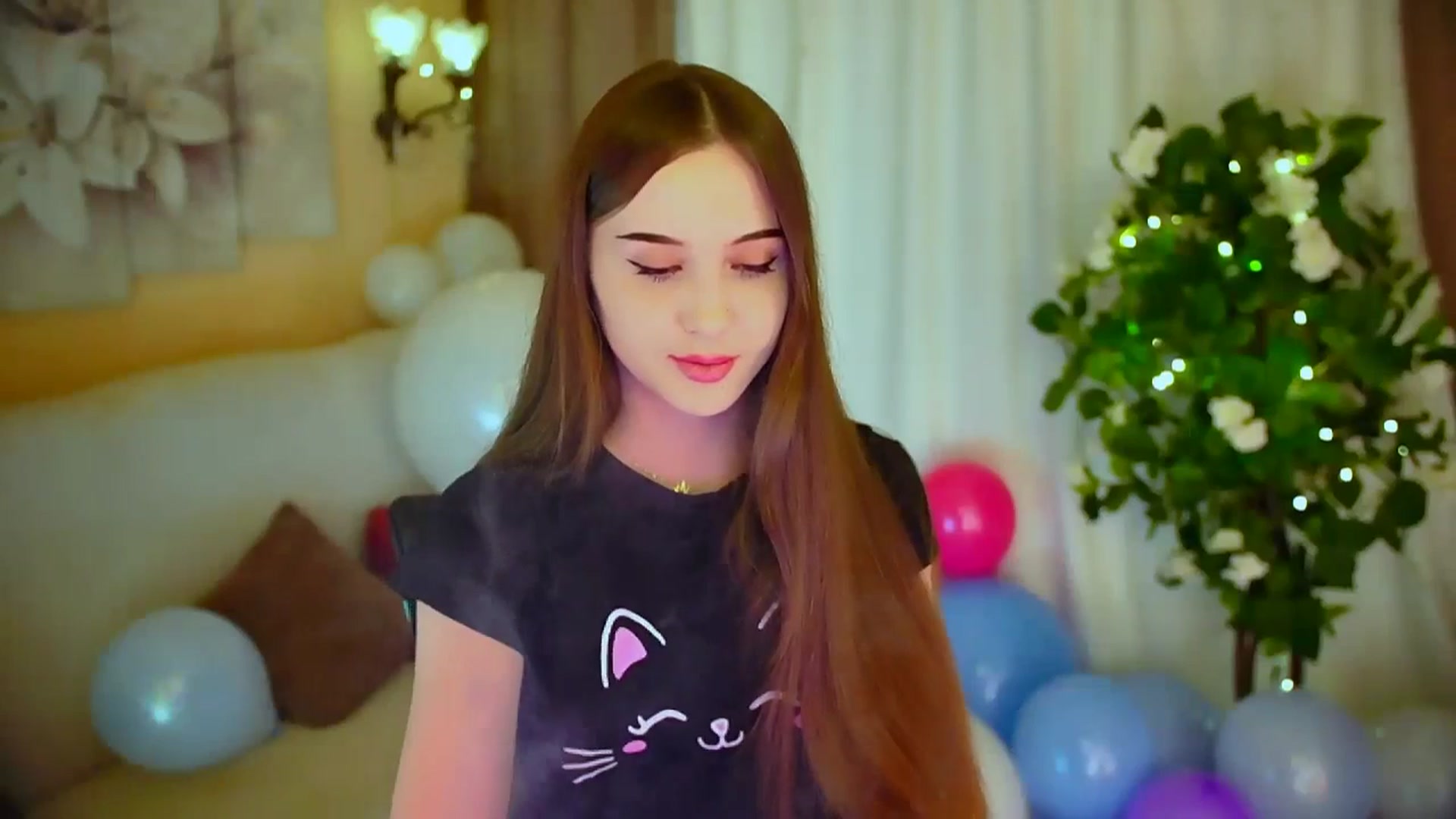 Gallery image thumbnail from Innocent_Soul's myfreecams stream on, 04/28/2024, 17:22 image 8 of 20