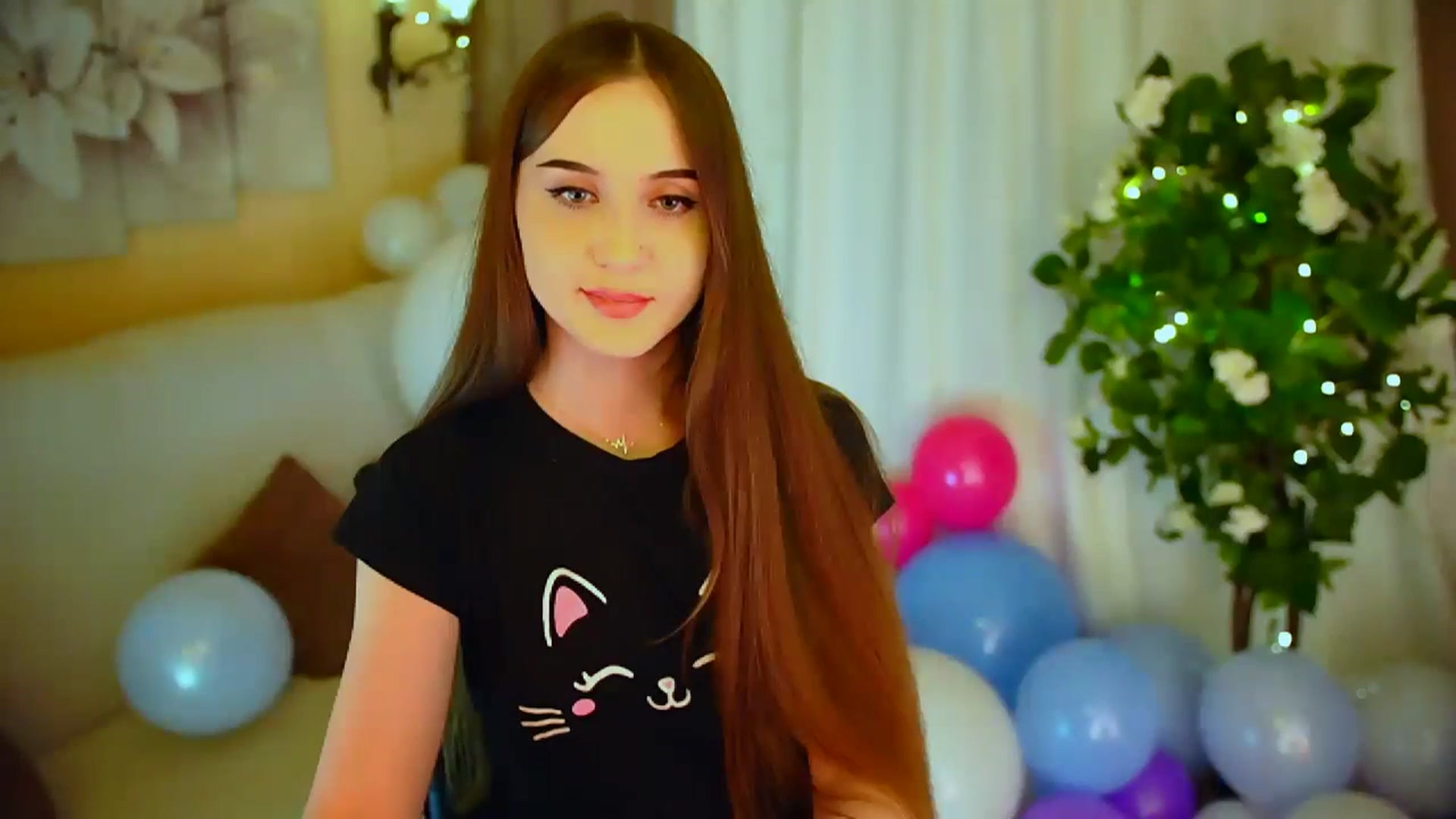 Gallery image thumbnail from Innocent_Soul's myfreecams stream on, 04/28/2024, 18:35 image 17 of 20