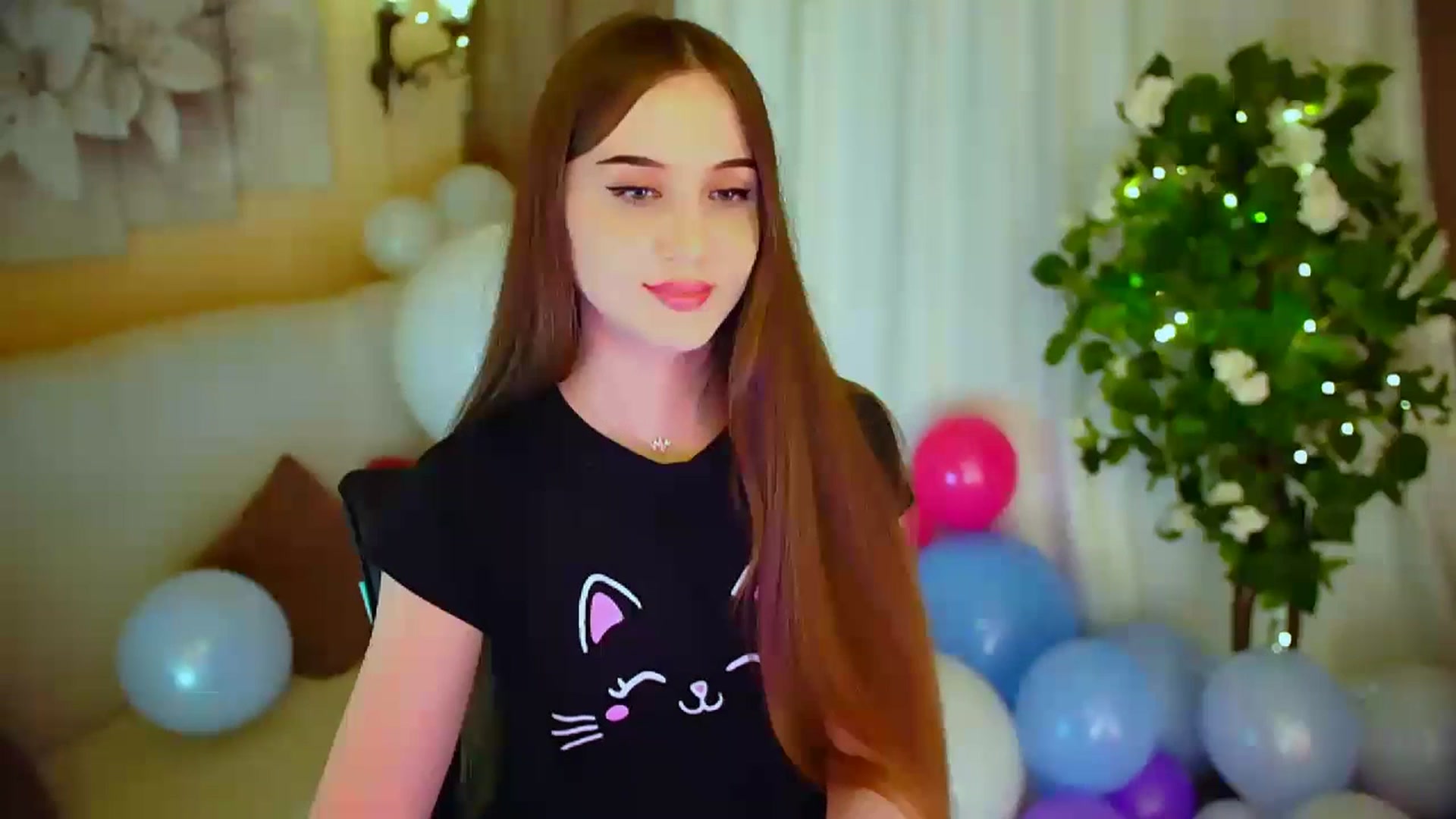 Gallery image thumbnail from Innocent_Soul's myfreecams stream on, 04/28/2024, 18:35 image 15 of 20