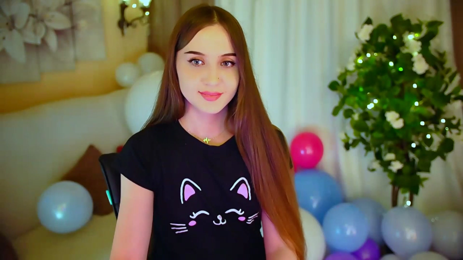 Gallery image thumbnail from Innocent_Soul's myfreecams stream on, 04/28/2024, 18:35 image 10 of 20