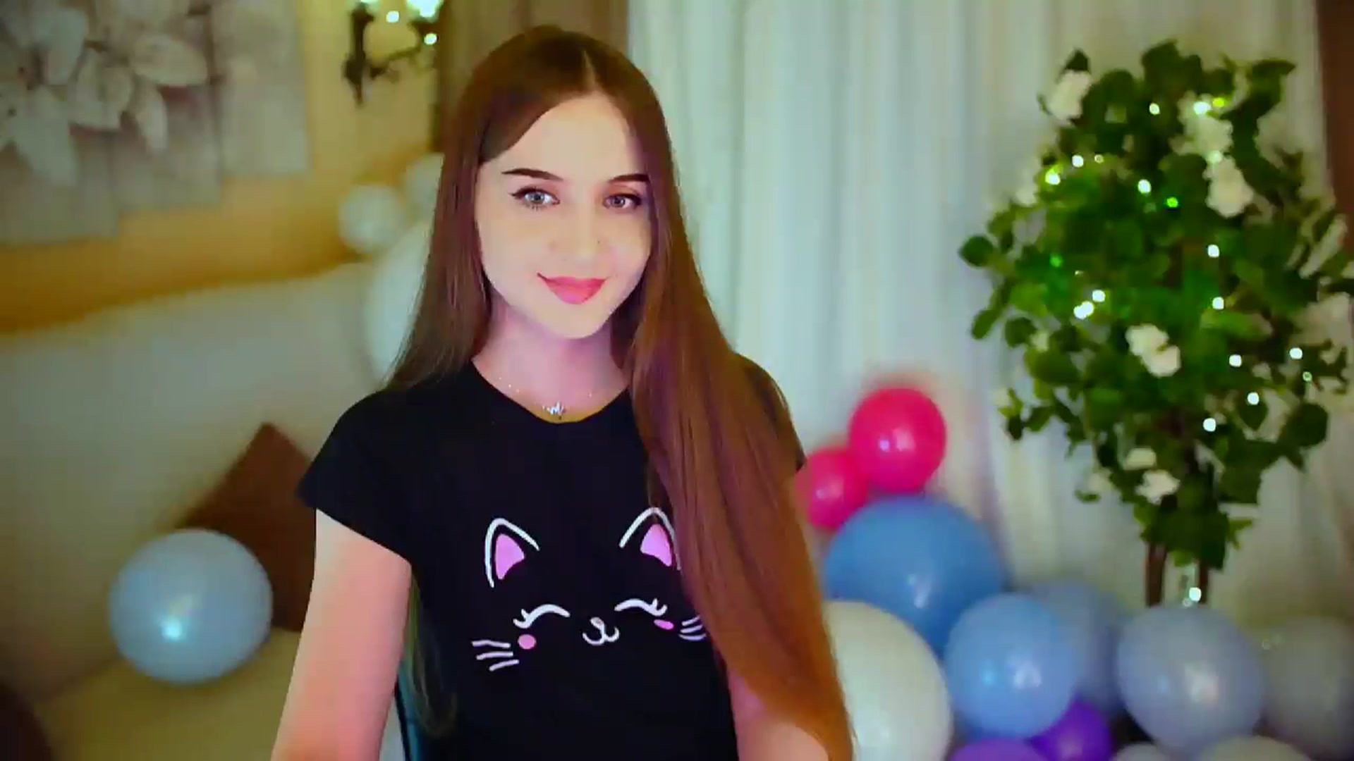 Gallery image thumbnail from Innocent_Soul's myfreecams stream on, 04/28/2024, 18:35 image 4 of 20