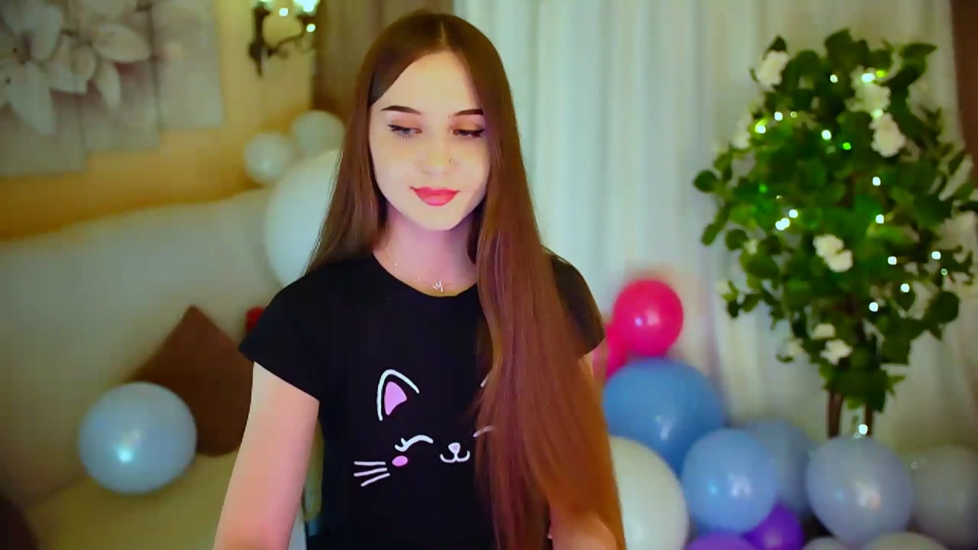 Gallery image thumbnail from Innocent_Soul's myfreecams stream on, 04/28/2024, 19:43 image 12 of 20