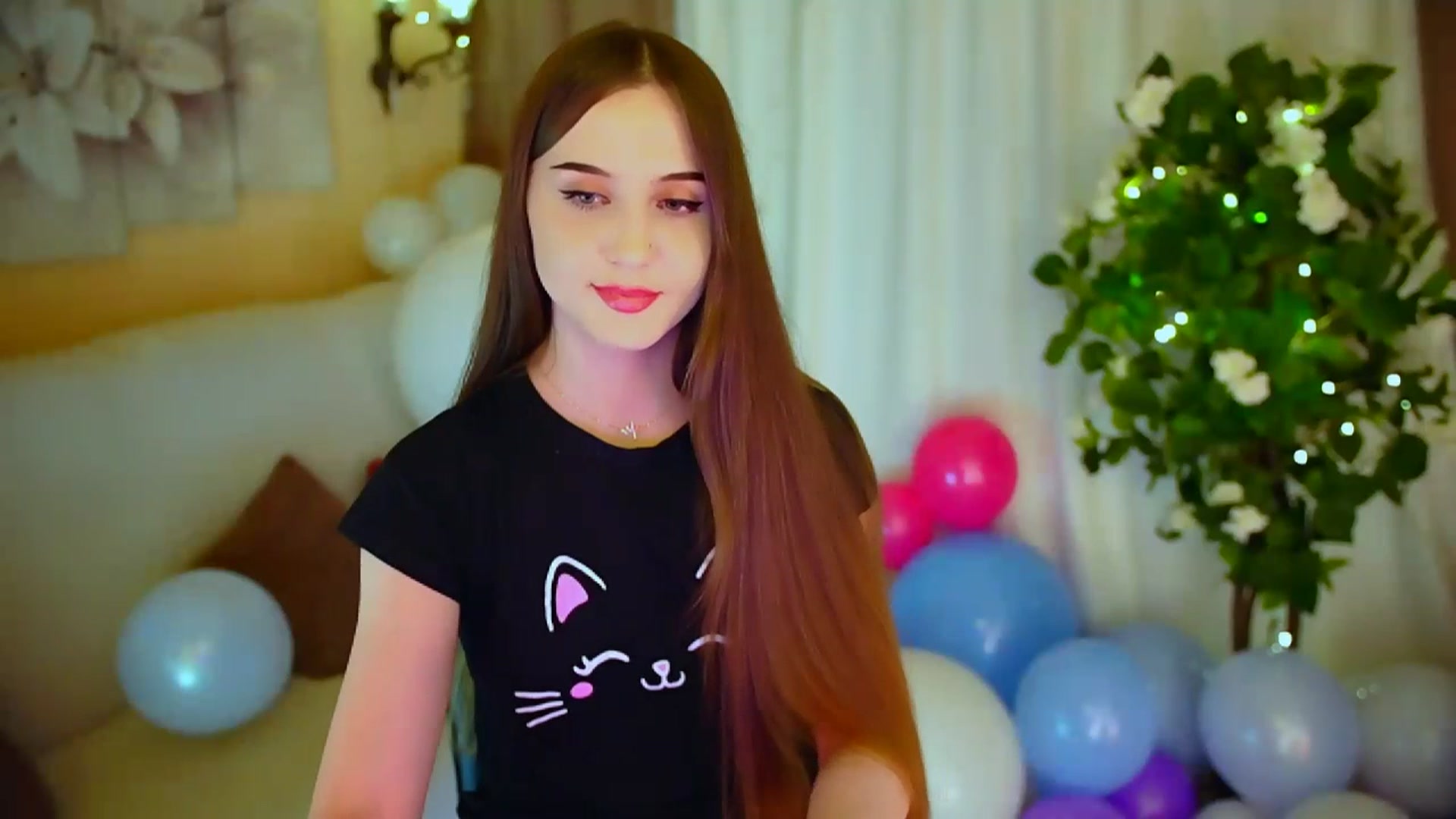 Gallery image thumbnail from Innocent_Soul's myfreecams stream on, 04/28/2024, 19:43 image 8 of 20
