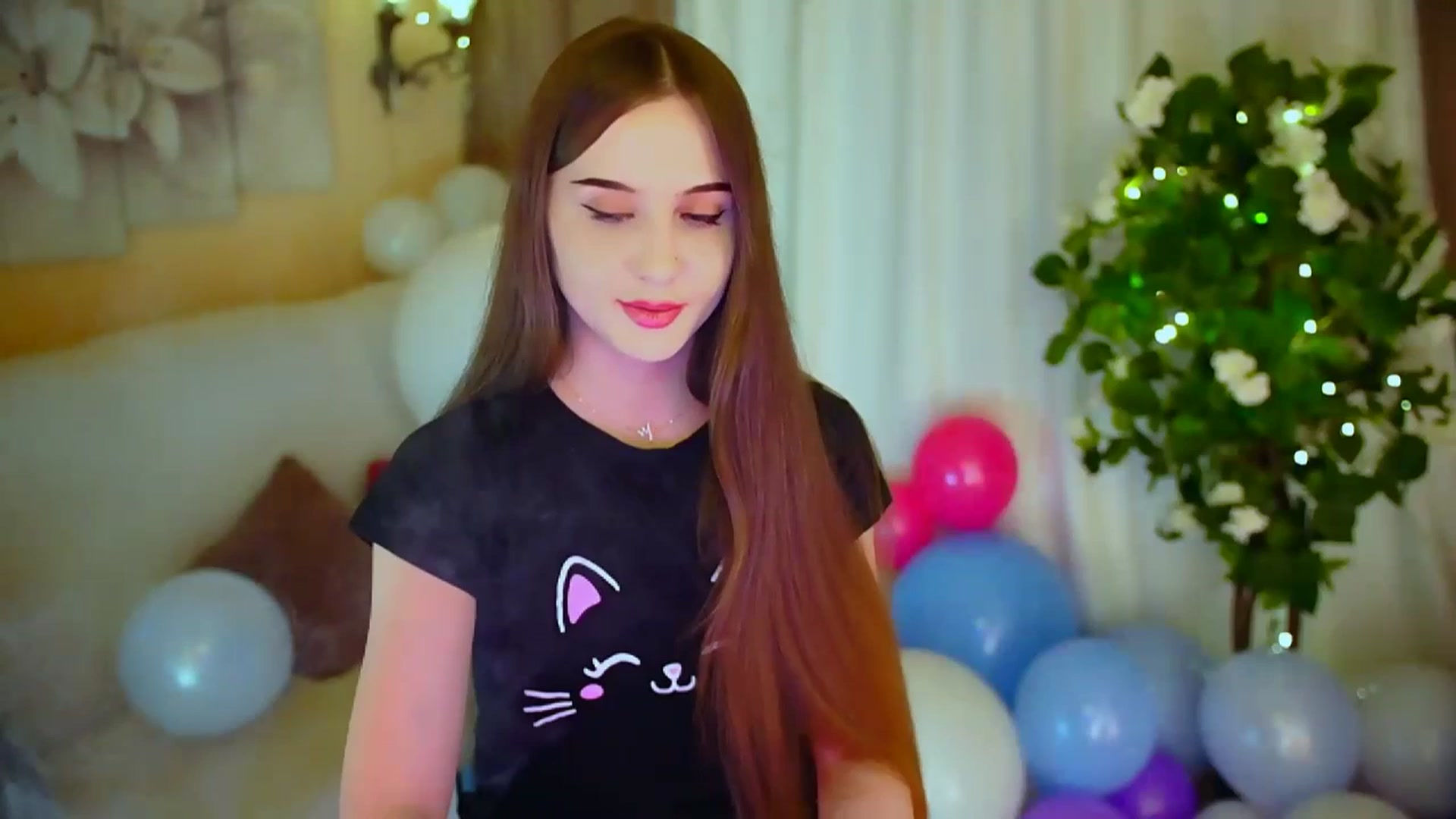 Gallery image thumbnail from Innocent_Soul's myfreecams stream on, 04/28/2024, 19:43 image 16 of 20