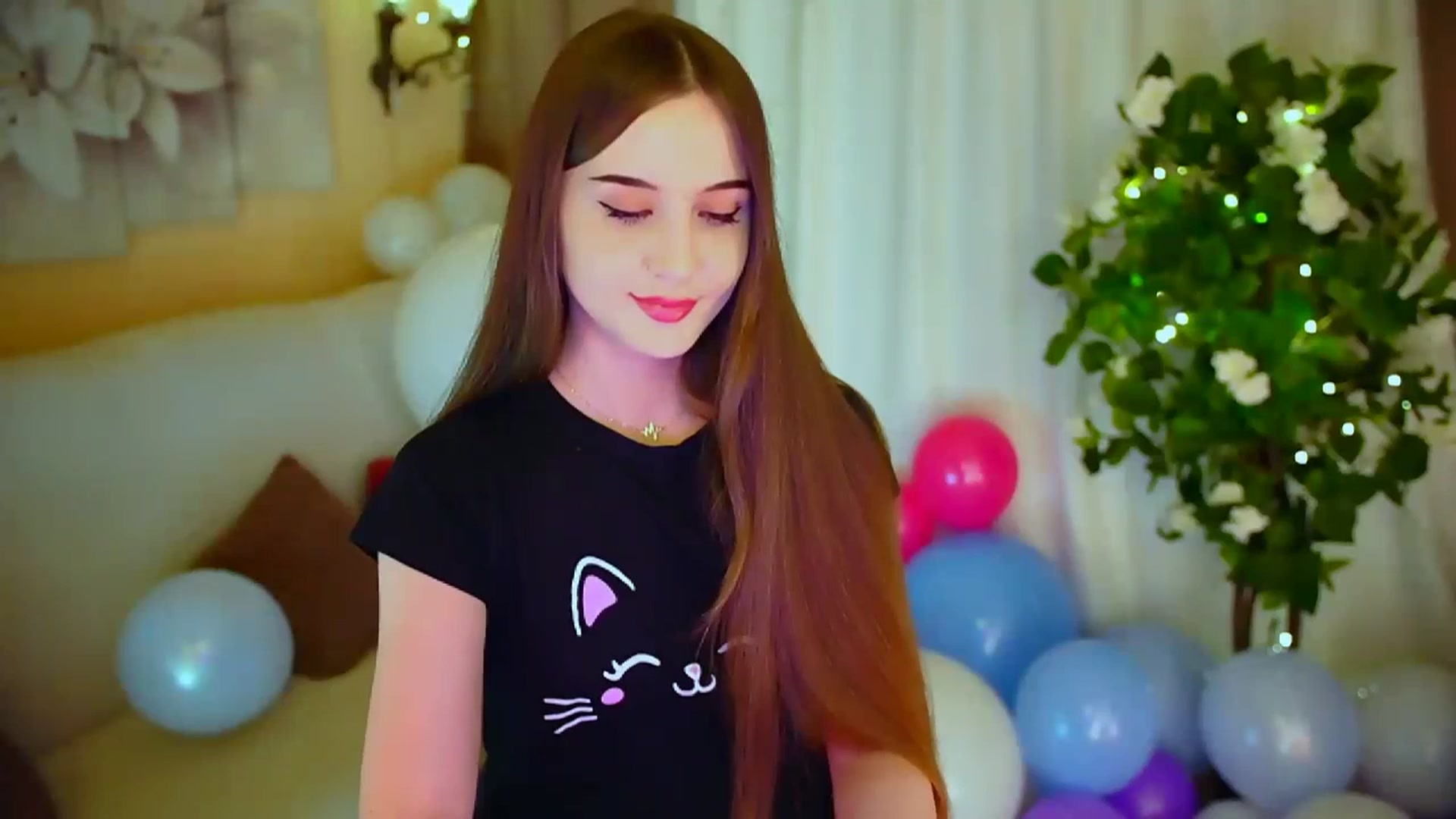 Gallery image thumbnail from Innocent_Soul's myfreecams stream on, 04/28/2024, 20:05 image 15 of 20