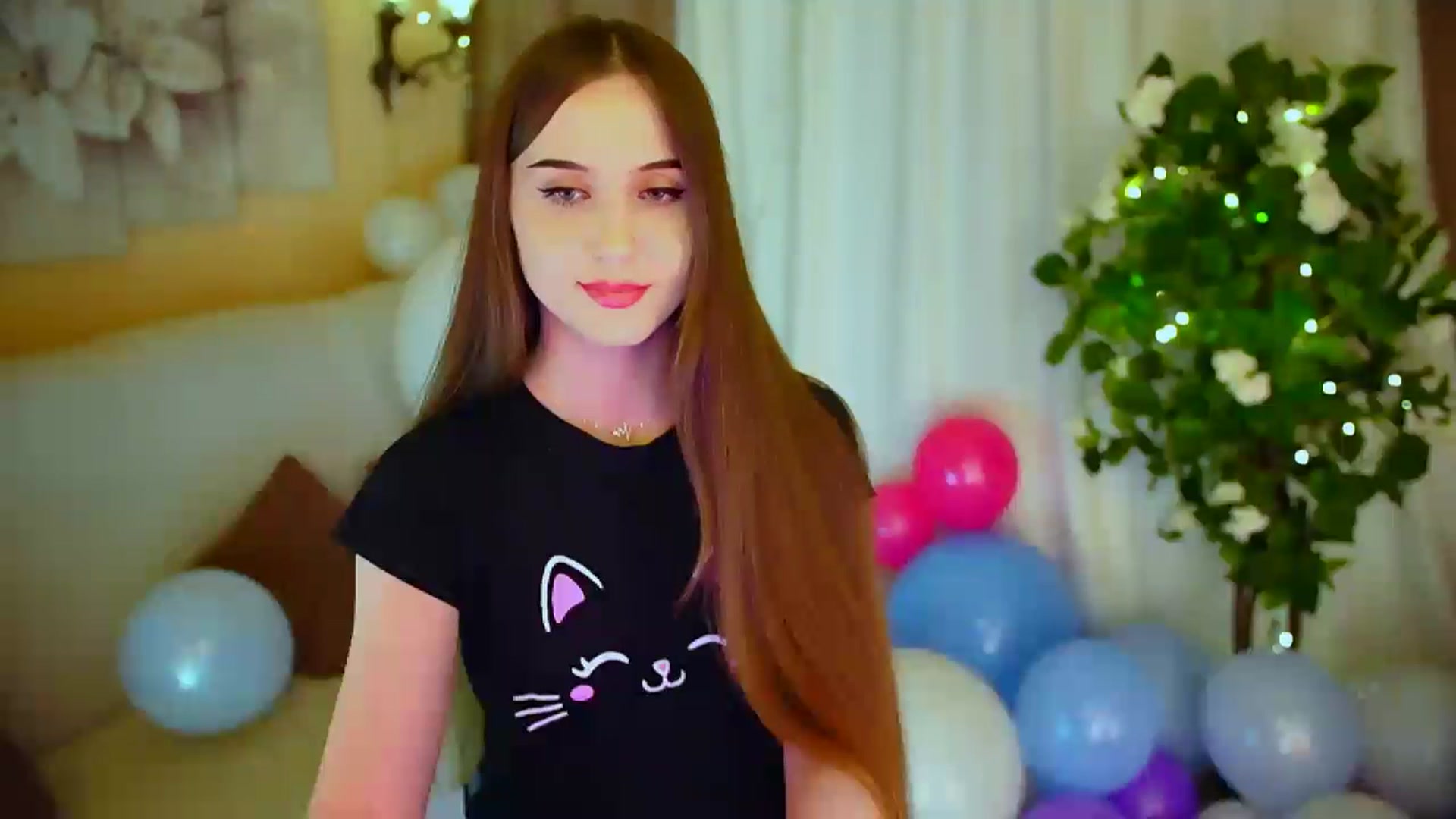 Gallery image thumbnail from Innocent_Soul's myfreecams stream on, 04/28/2024, 20:05 image 18 of 20