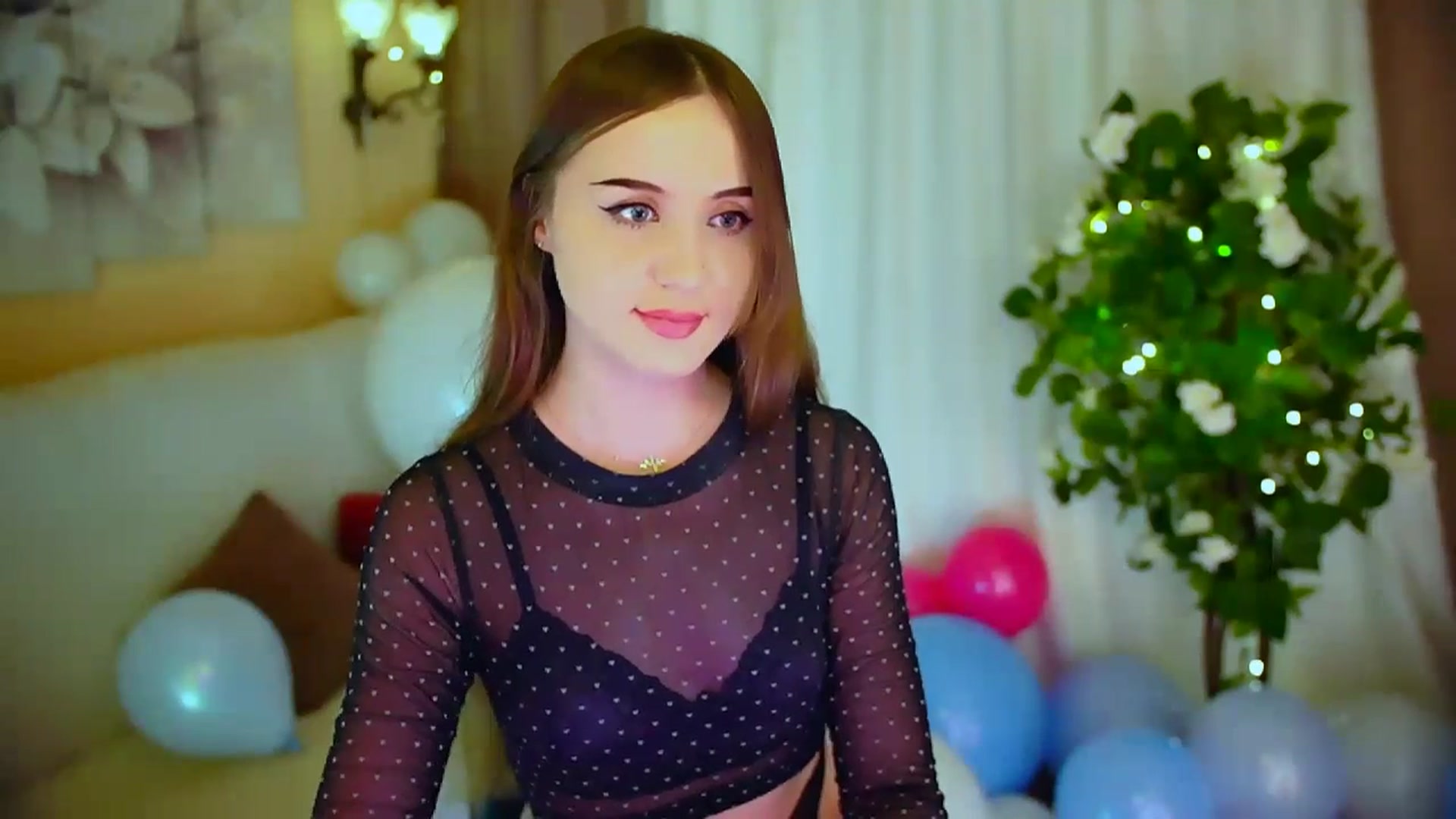 Gallery image thumbnail from Innocent_Soul's myfreecams stream on, 04/29/2024, 15:18 image 6 of 20