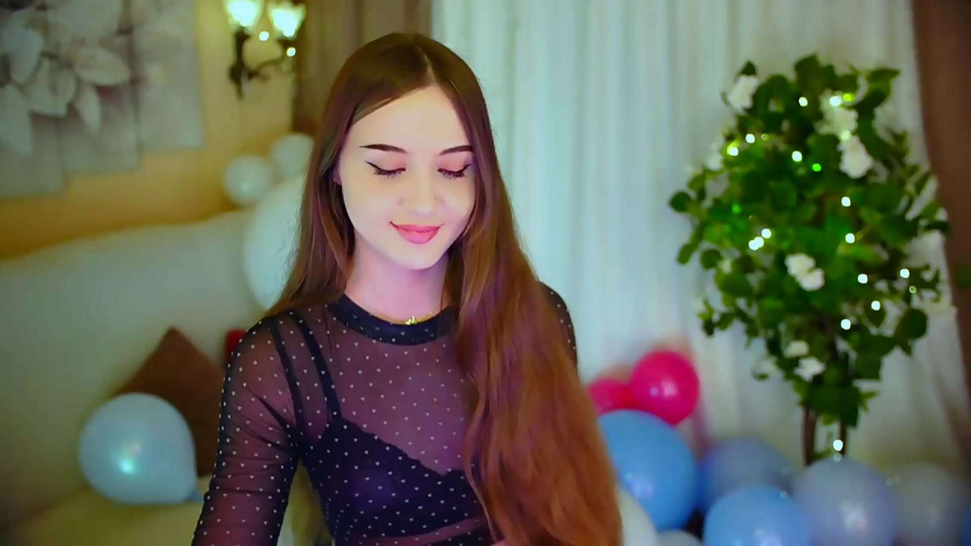 Gallery image thumbnail from Innocent_Soul's myfreecams stream on, 04/29/2024, 15:18 image 13 of 20