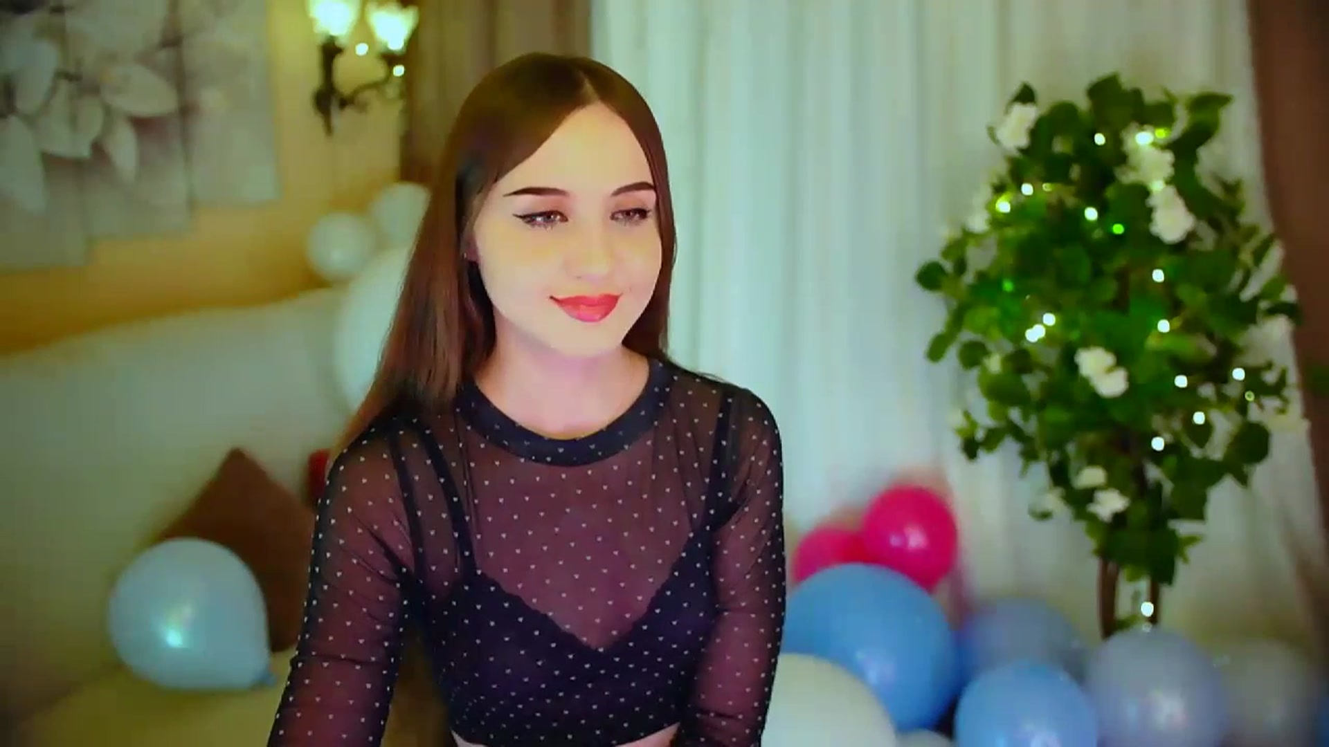 Gallery image thumbnail from Innocent_Soul's myfreecams stream on, 04/29/2024, 20:05 image 6 of 20