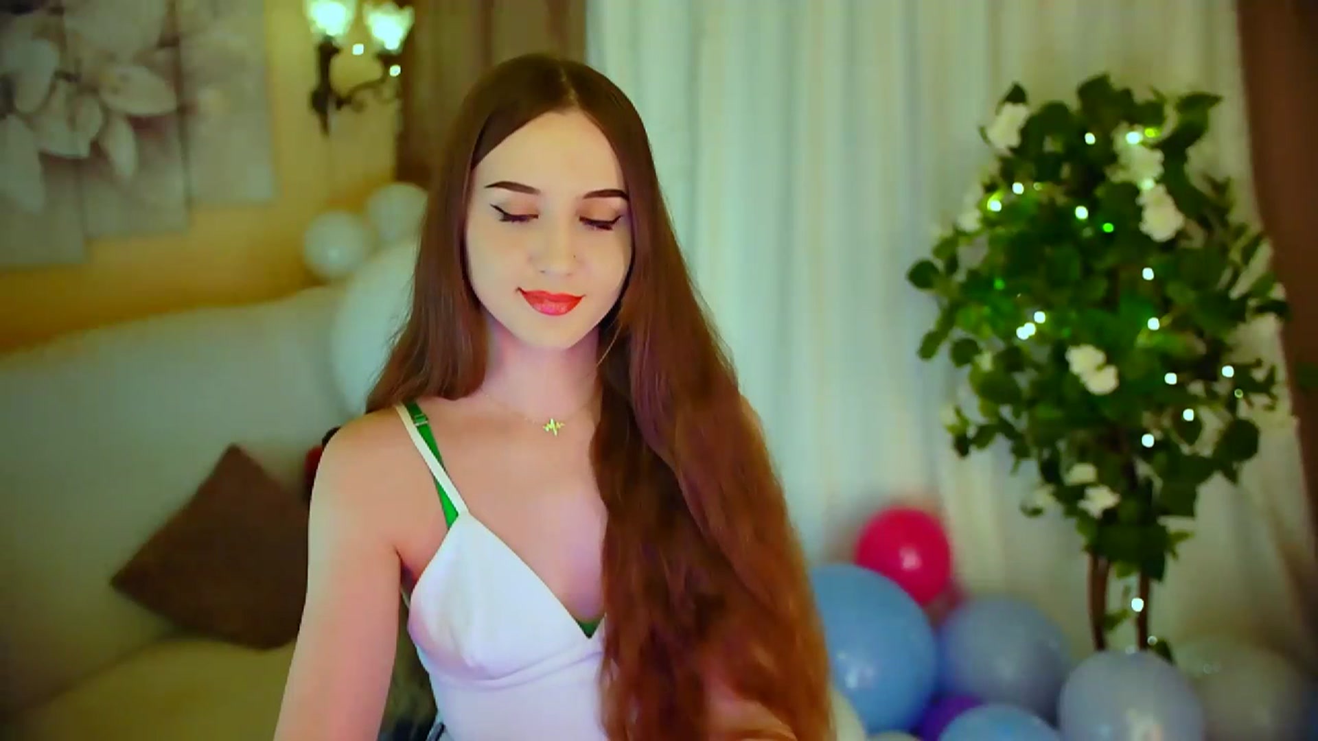 Gallery image thumbnail from Innocent_Soul's myfreecams stream on, 04/30/2024, 17:22 image 19 of 20